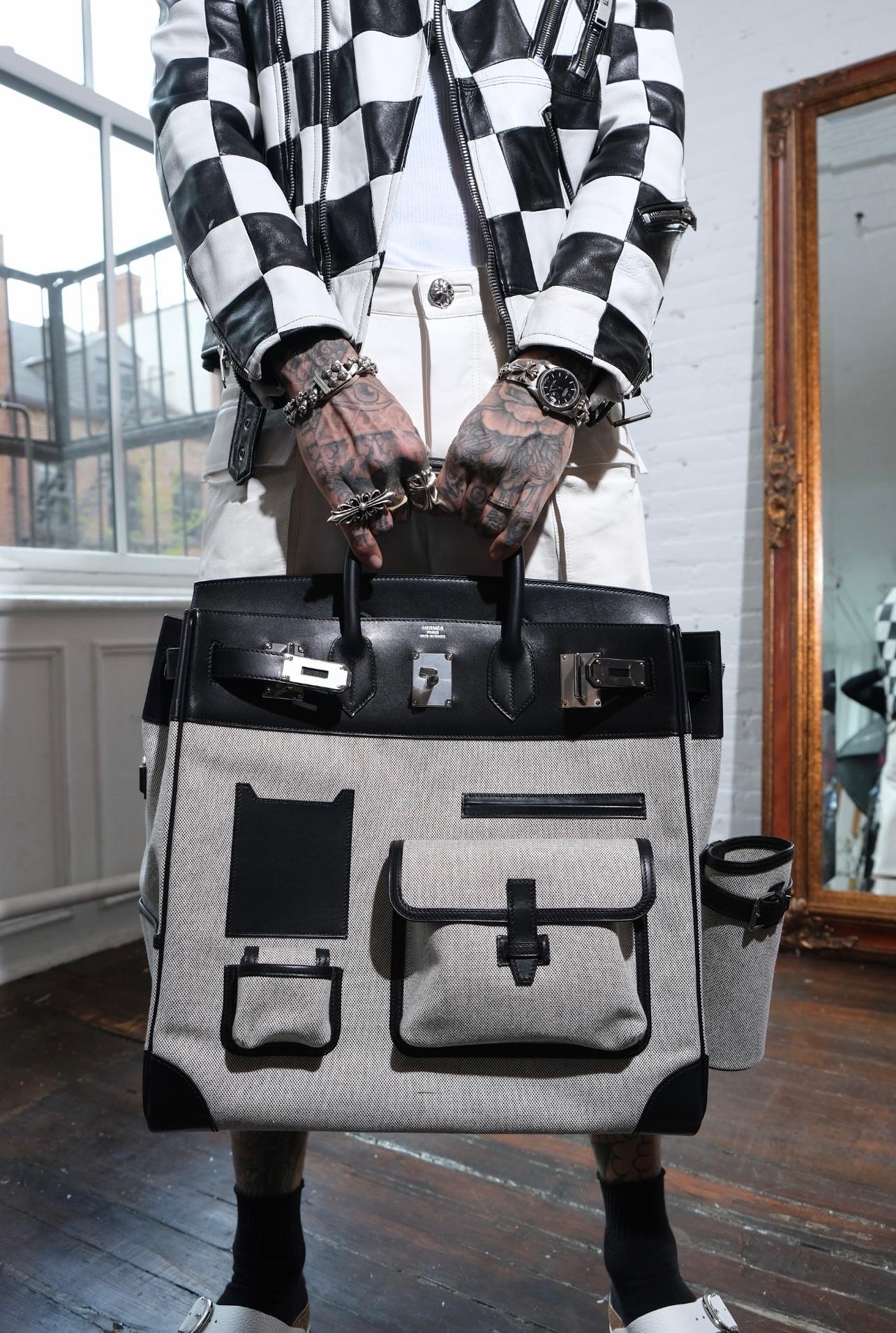 Bolso Hermès Cargo HAC Birkin 40 Caja y Toile Negro con Herrajes Paladio en venta 4