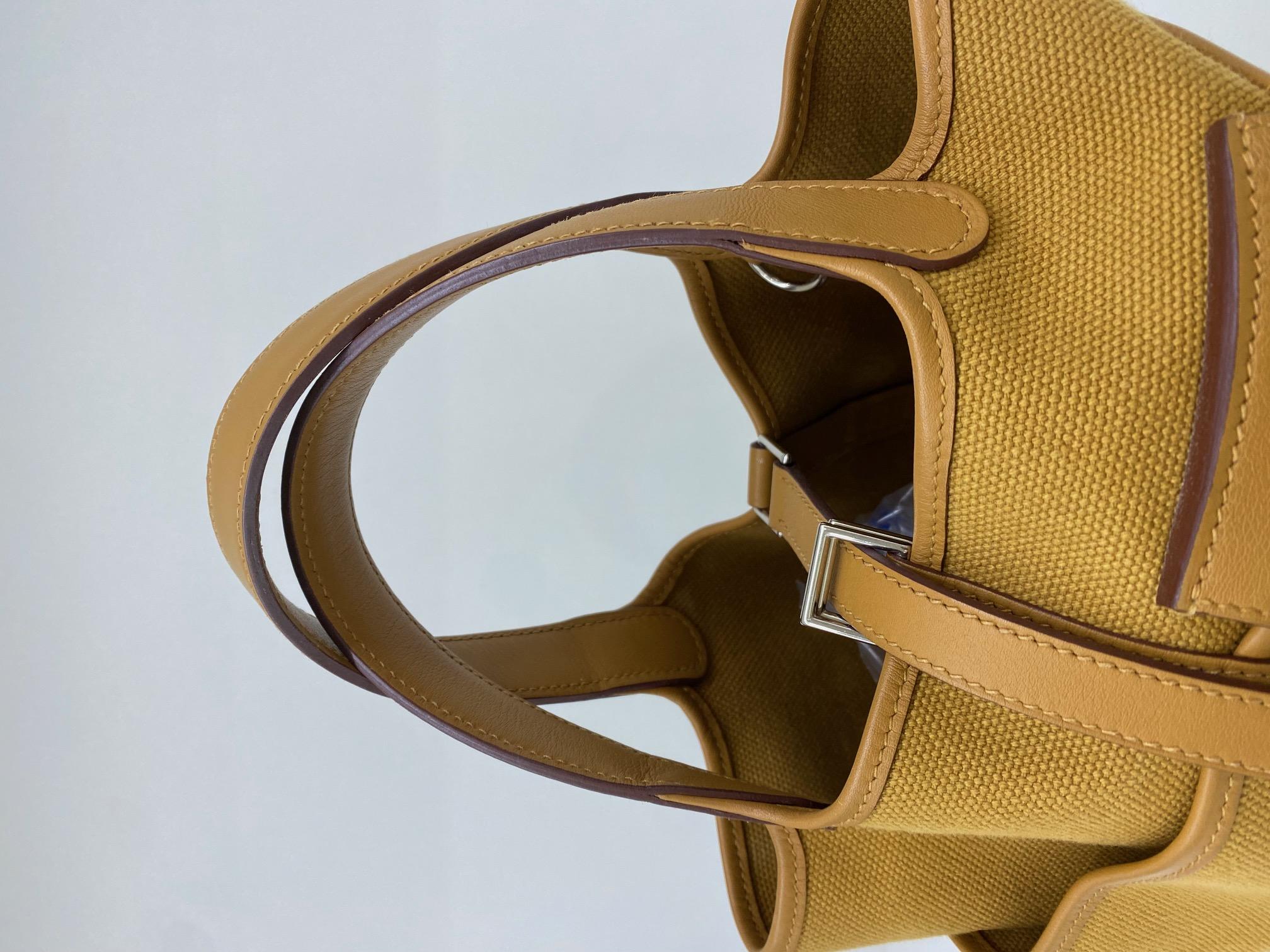 Brown Hermes Cargo Picotin 18 Desert/ Sesame PHW For Sale