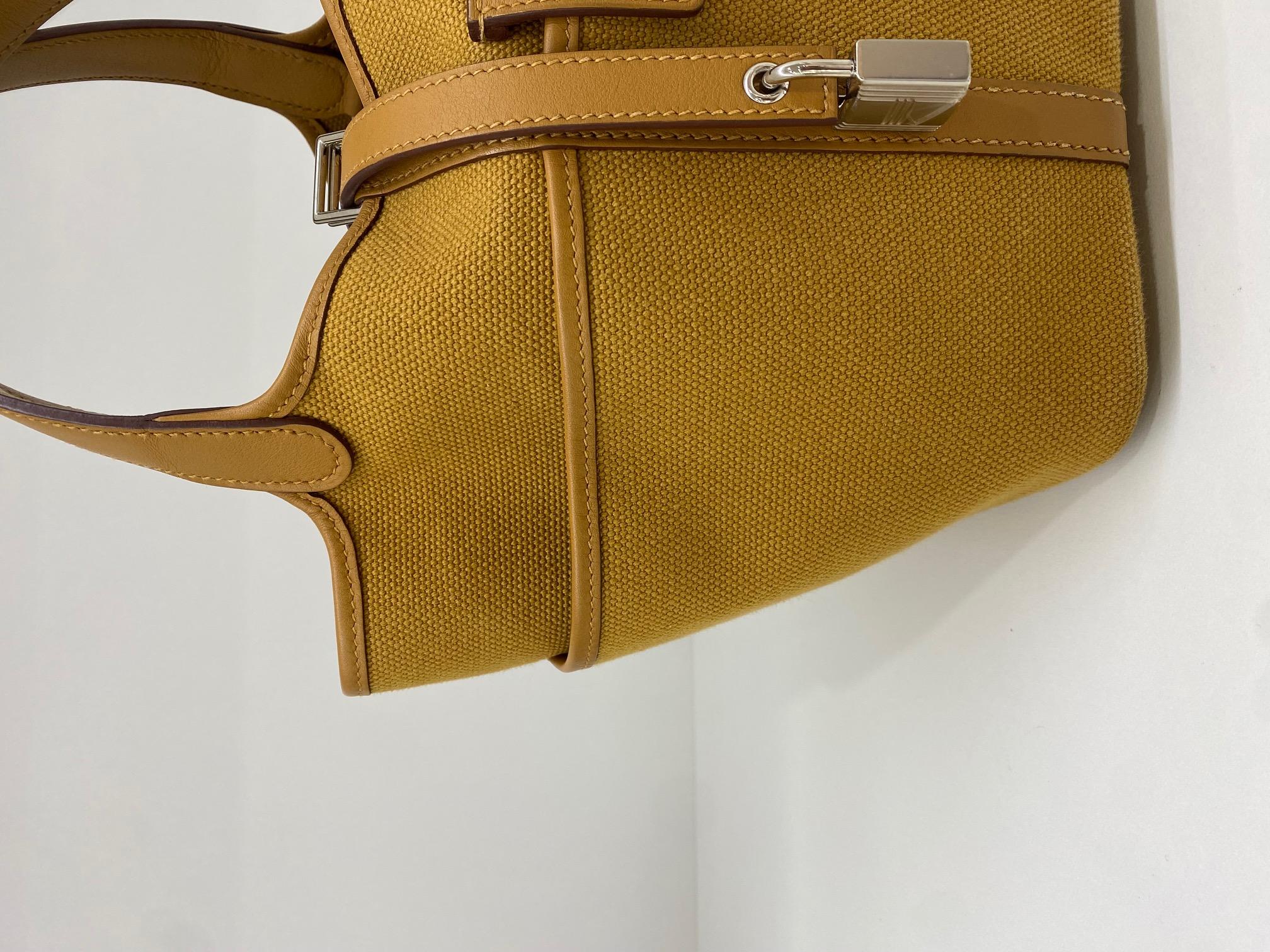 Hermes Cargo Picotin 18 Desert/ Sesame PHW For Sale 1