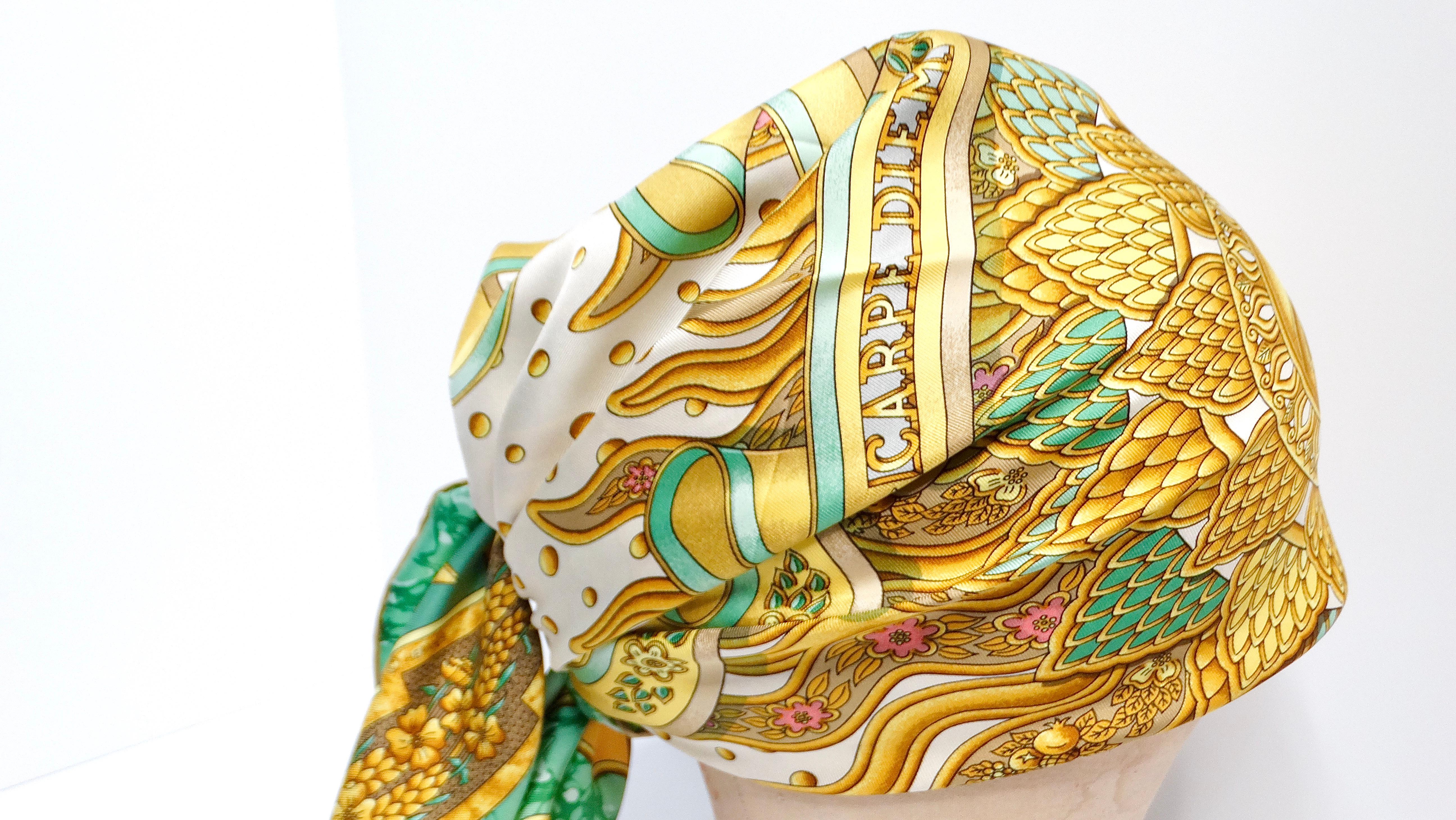 Beige Foulard en soie à motif solaire 