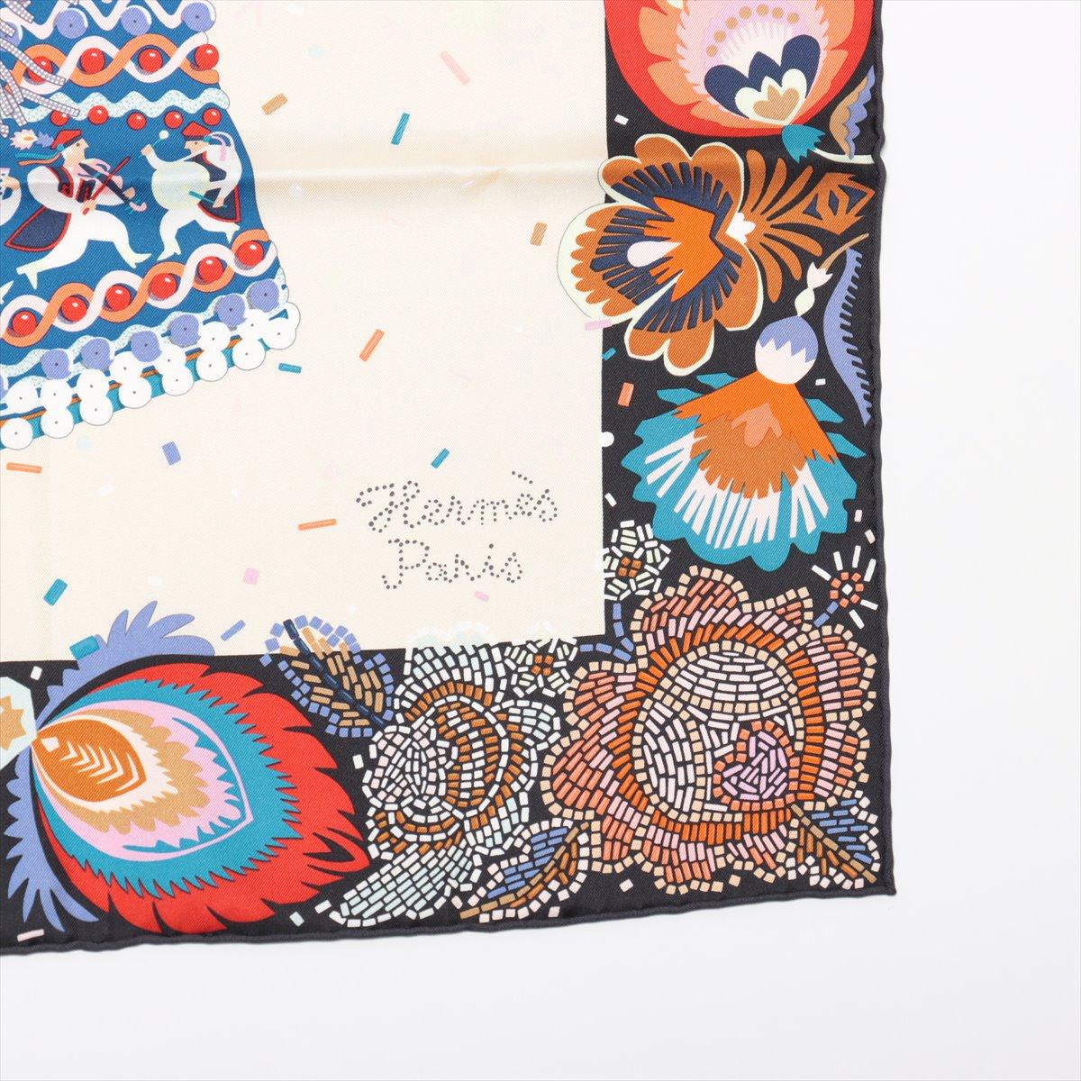 Women's Hermès Carré 90 Costume de Fete Silk Scarf White