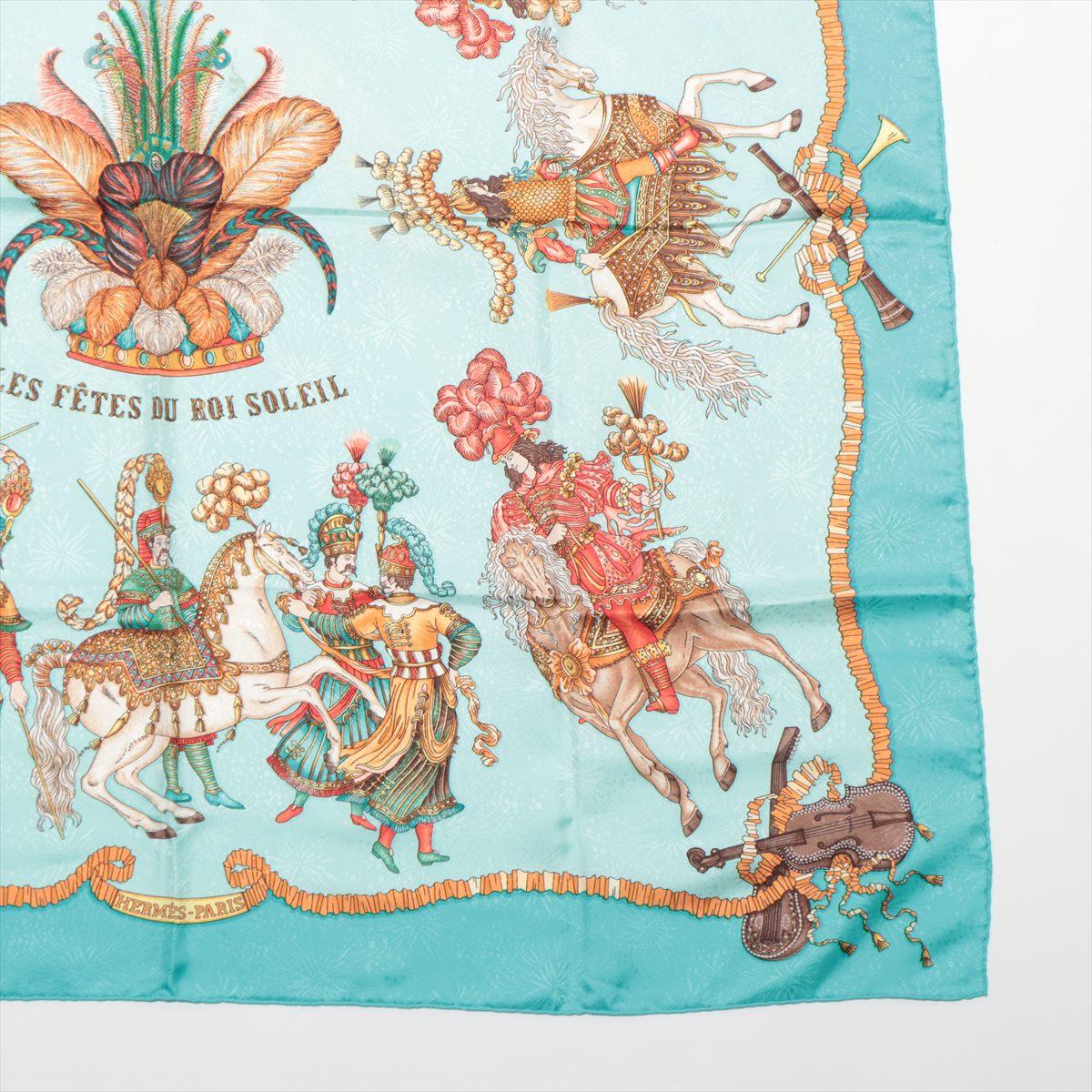 Women's Hermès Carré 90 Les Fetes Du Roi Soleil Blue