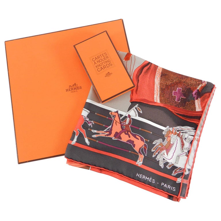 Carré Hermès En Soie – Motif Géométrique Indien – 90 Cm – Rose – Neuf Avec Boîte Originale
