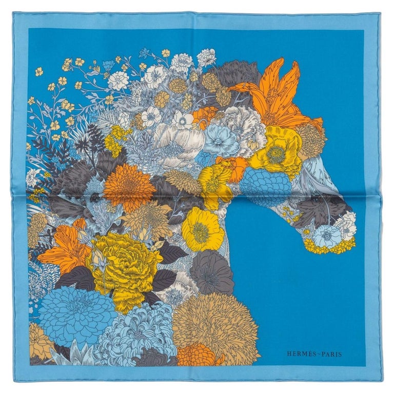 LOUIS VUITTON 2022 M78005 orange blue LV logo flower colorblocked intarsia  scarf For Sale at 1stDibs