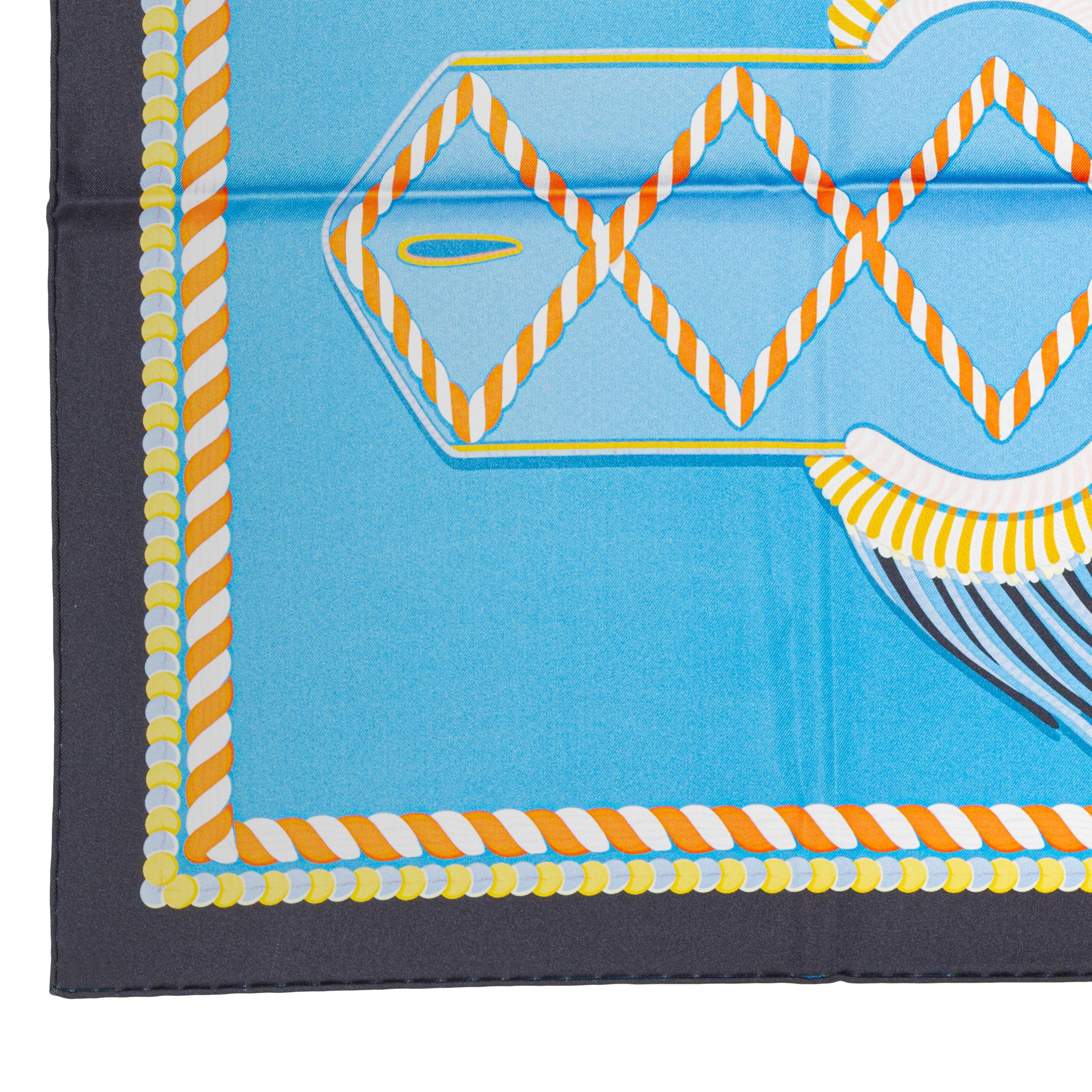 Hermes Carré Silk - Epaulettes de Gala - Double Face - Marine Bleu - New S Tag im Angebot 6