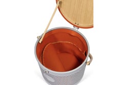Hermès: “Carrou’Sel” saddle box.