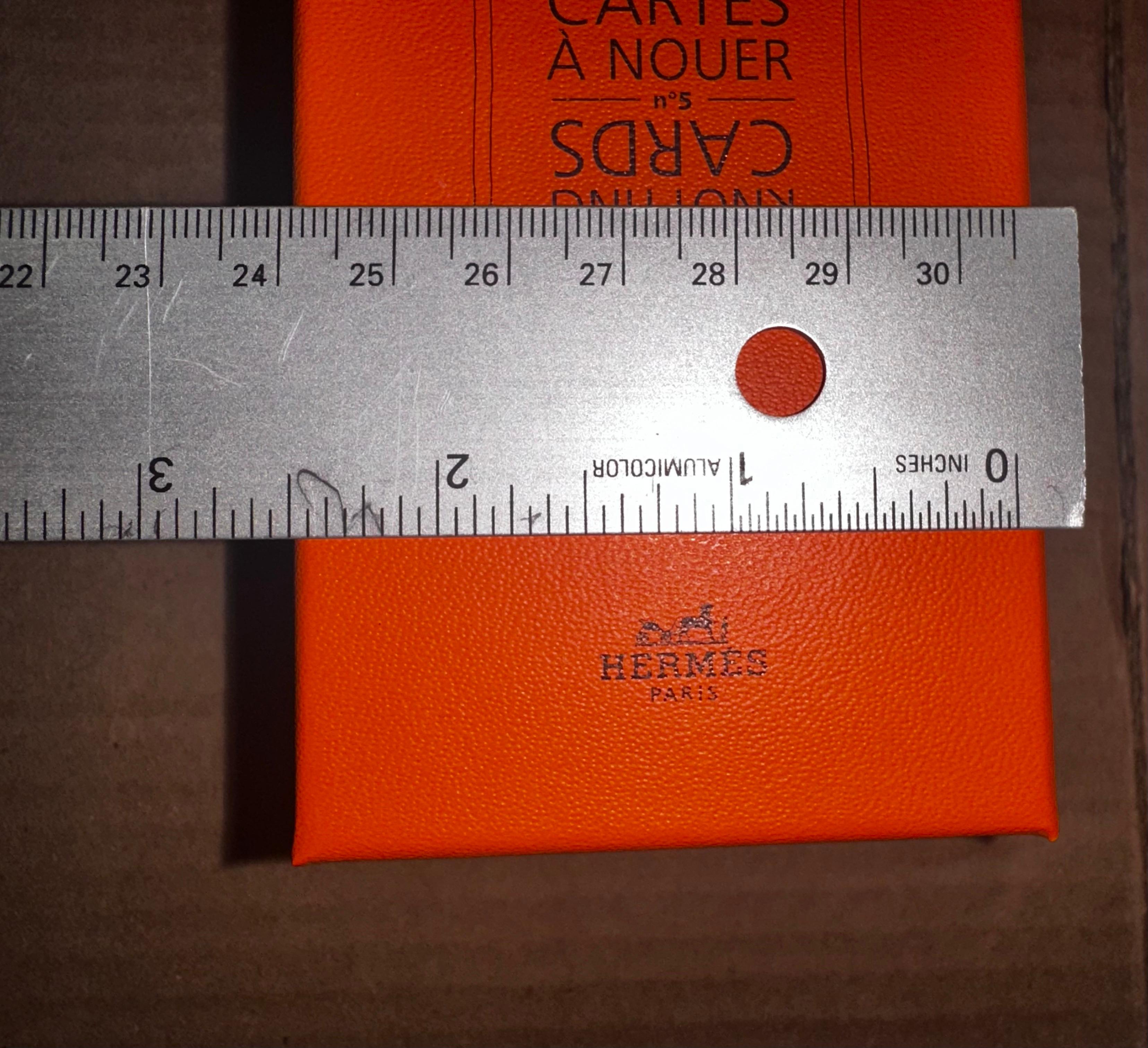 Moderne Hermés Cartes A Nouer, Set de cartes de nouage d'écharpe, New in Box, France 

 en vente