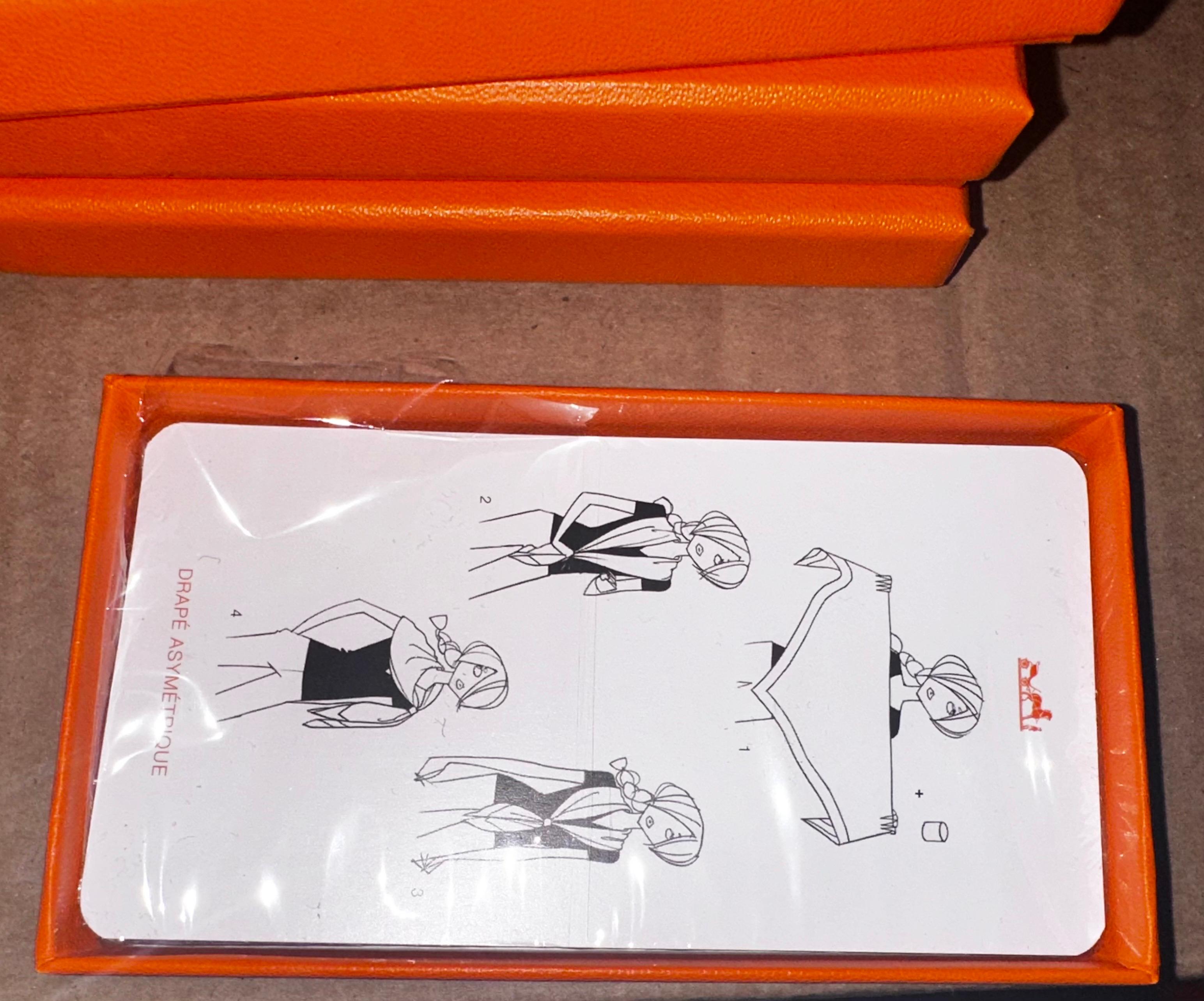 French Hermés Cartes A Nouer, Scarf Knotting How-To Card Set, New in Box, France 

 For Sale