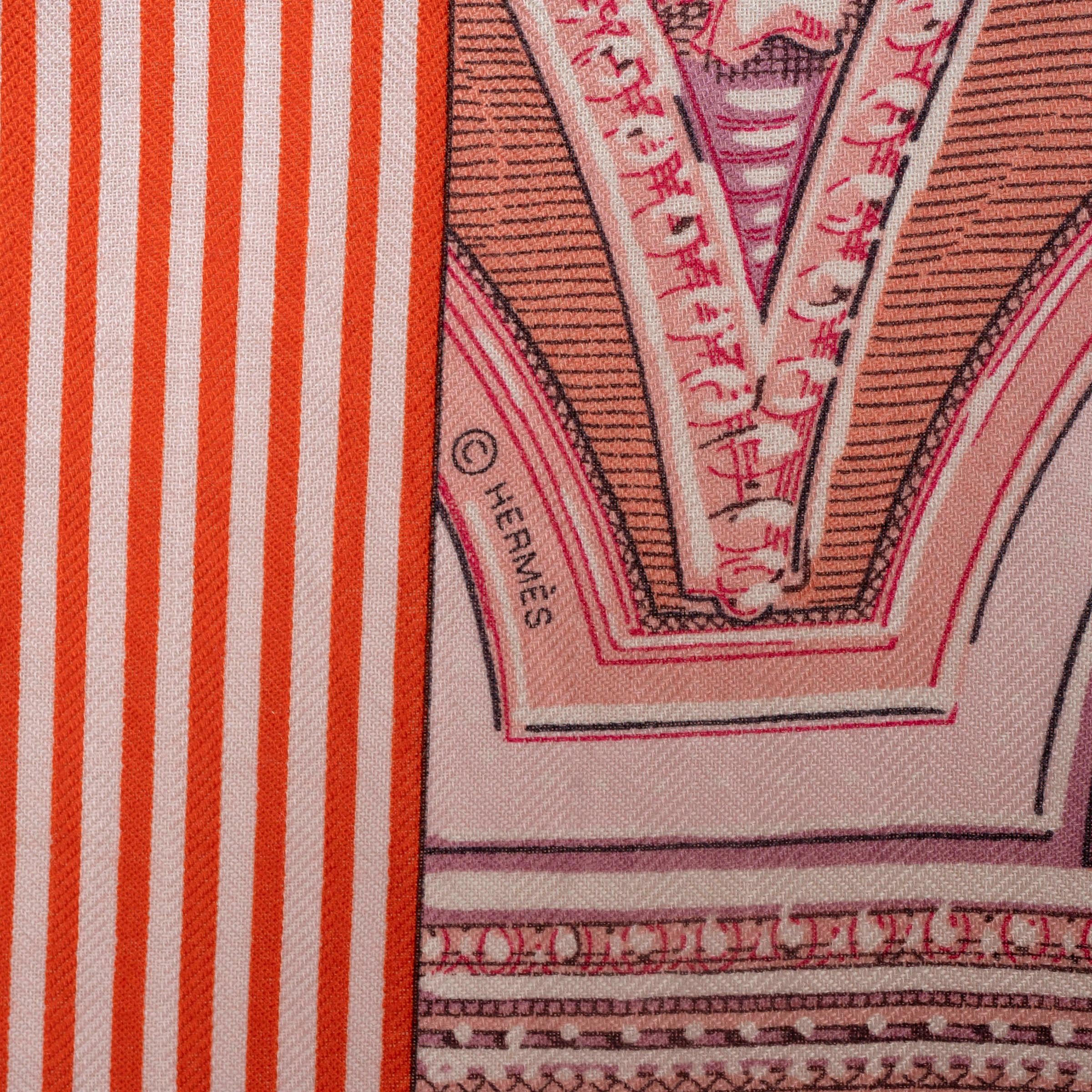  HERMES cachemire GRAND THEATRE NOUVEAU 140 Echarpe châle Vieux Rose Corail Vermillo Unisexe 