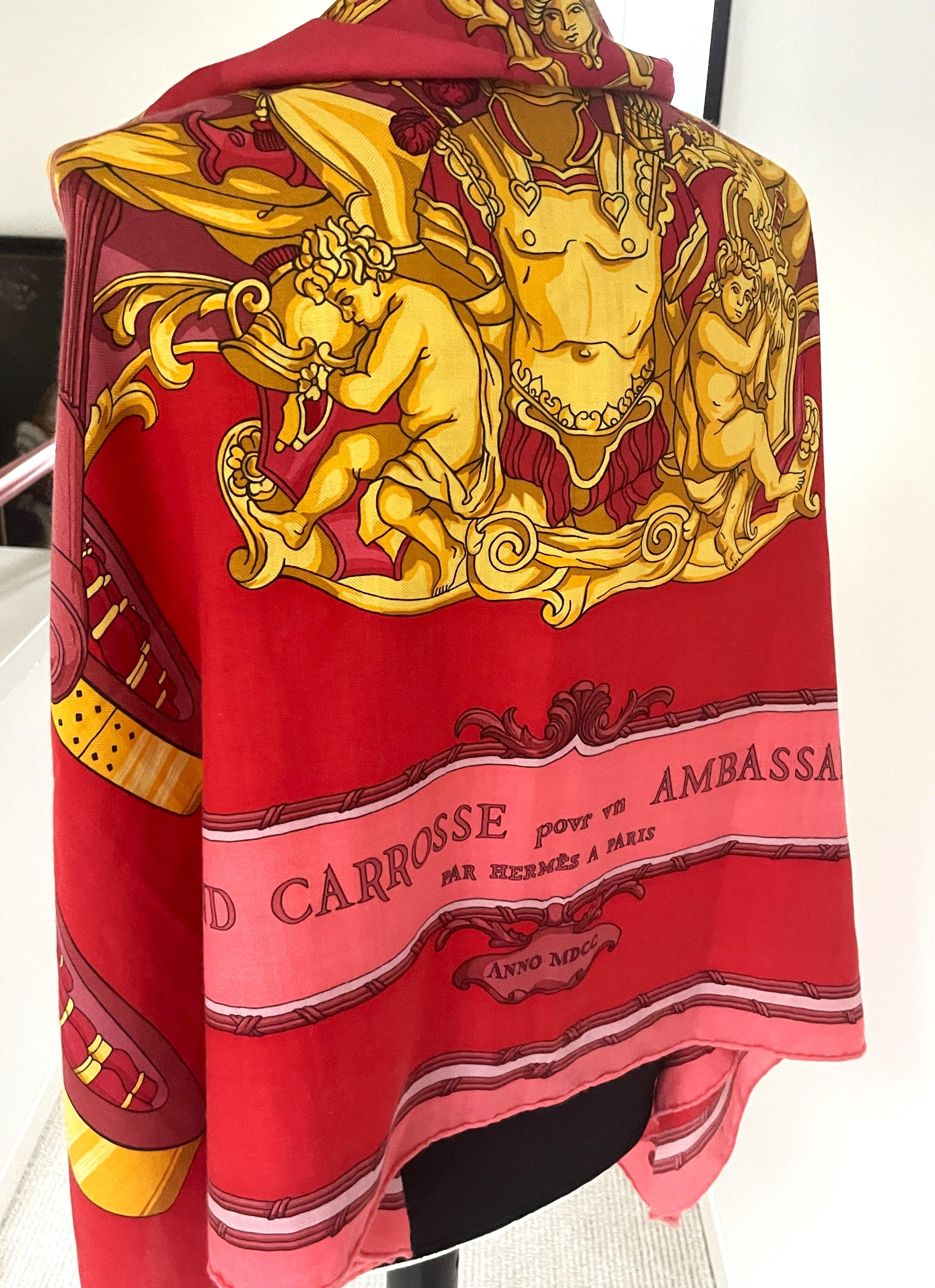 HERMES CASHMERE/SILK SHAWEL 130 x 130 cm 'GRAND CARROSSE PAR HERMES A PARIS' For Sale 2