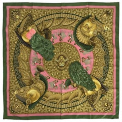 Hermès - Écharpe en sergé de soie Casques et Plumets par Julia Abadie - 35 x 35