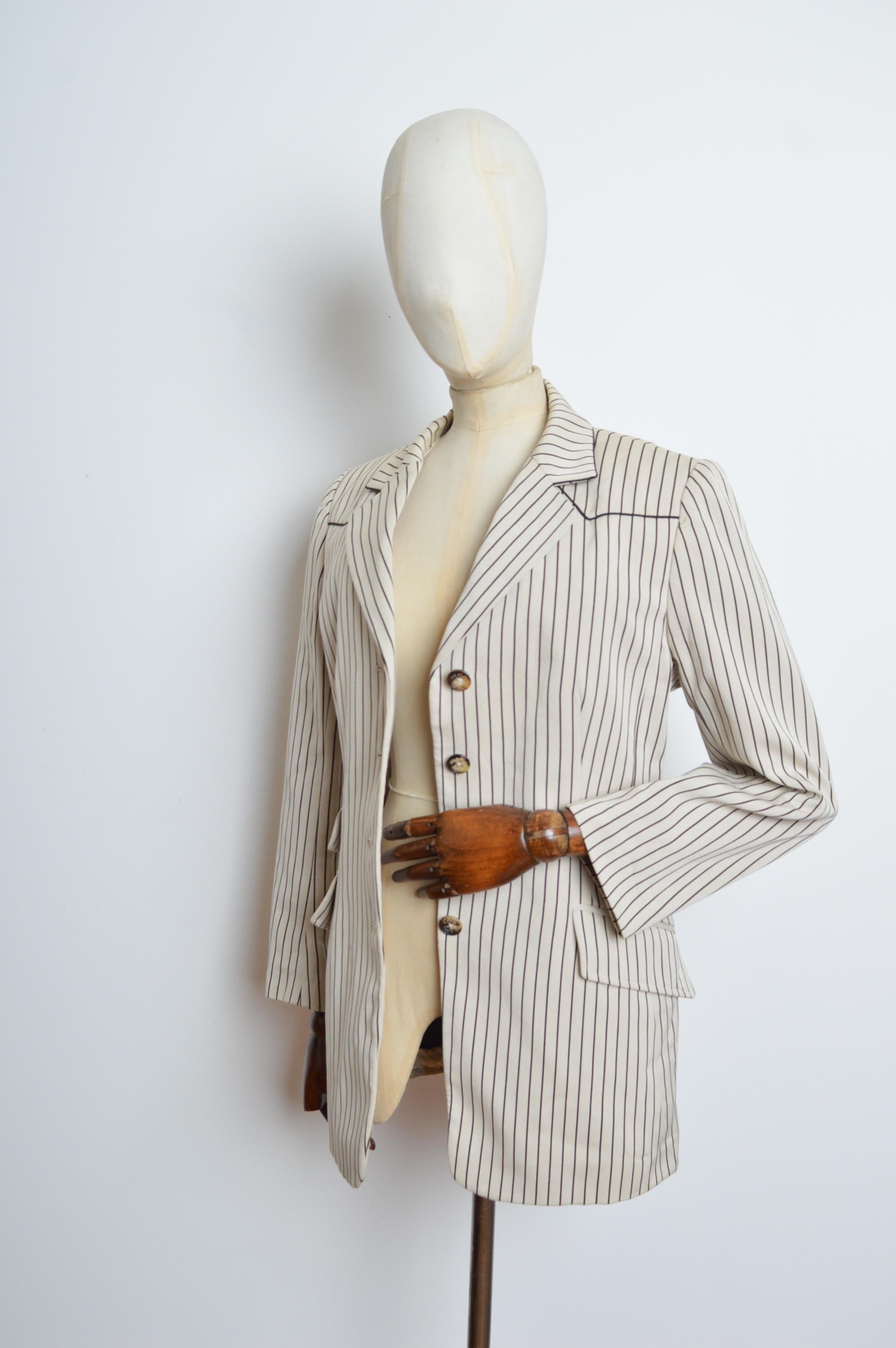 Hermés Casual Ticking stripe Blazer Ivory & Black- Vintage Jacket For Sale 8