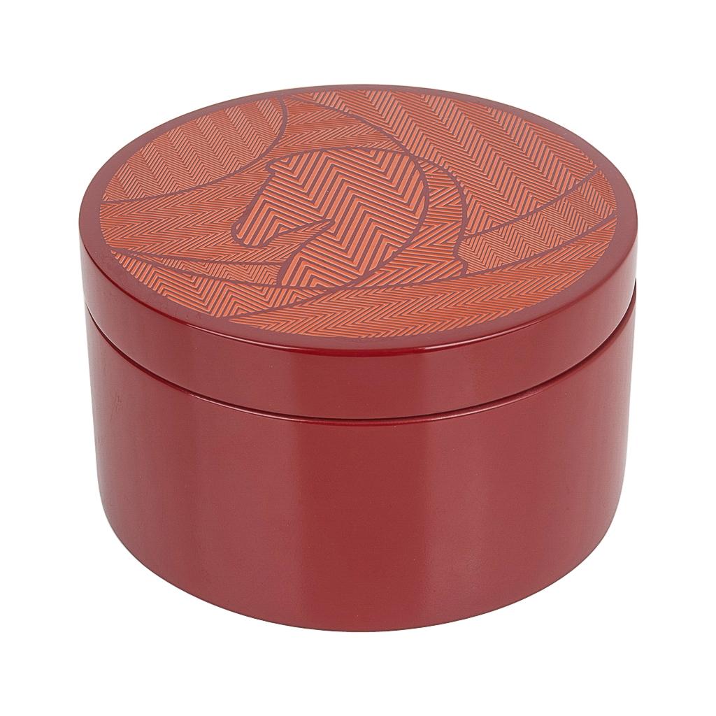 Hermes Cavalli Lackiert Twilly Box Rouge H im Zustand „Neu“ im Angebot in Miami, FL