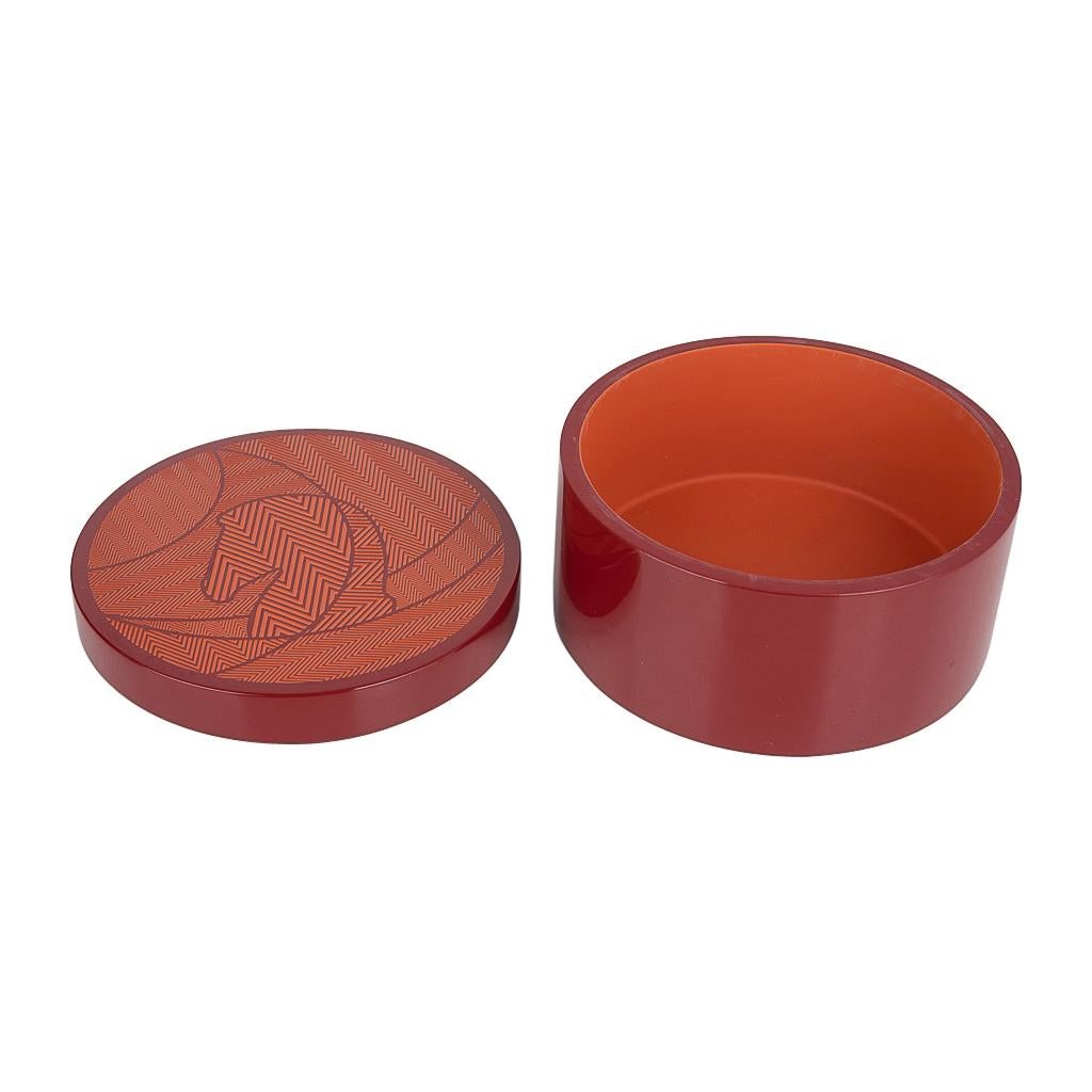 Hermes Cavalli Lackiert Twilly Box Rouge H für Damen oder Herren im Angebot