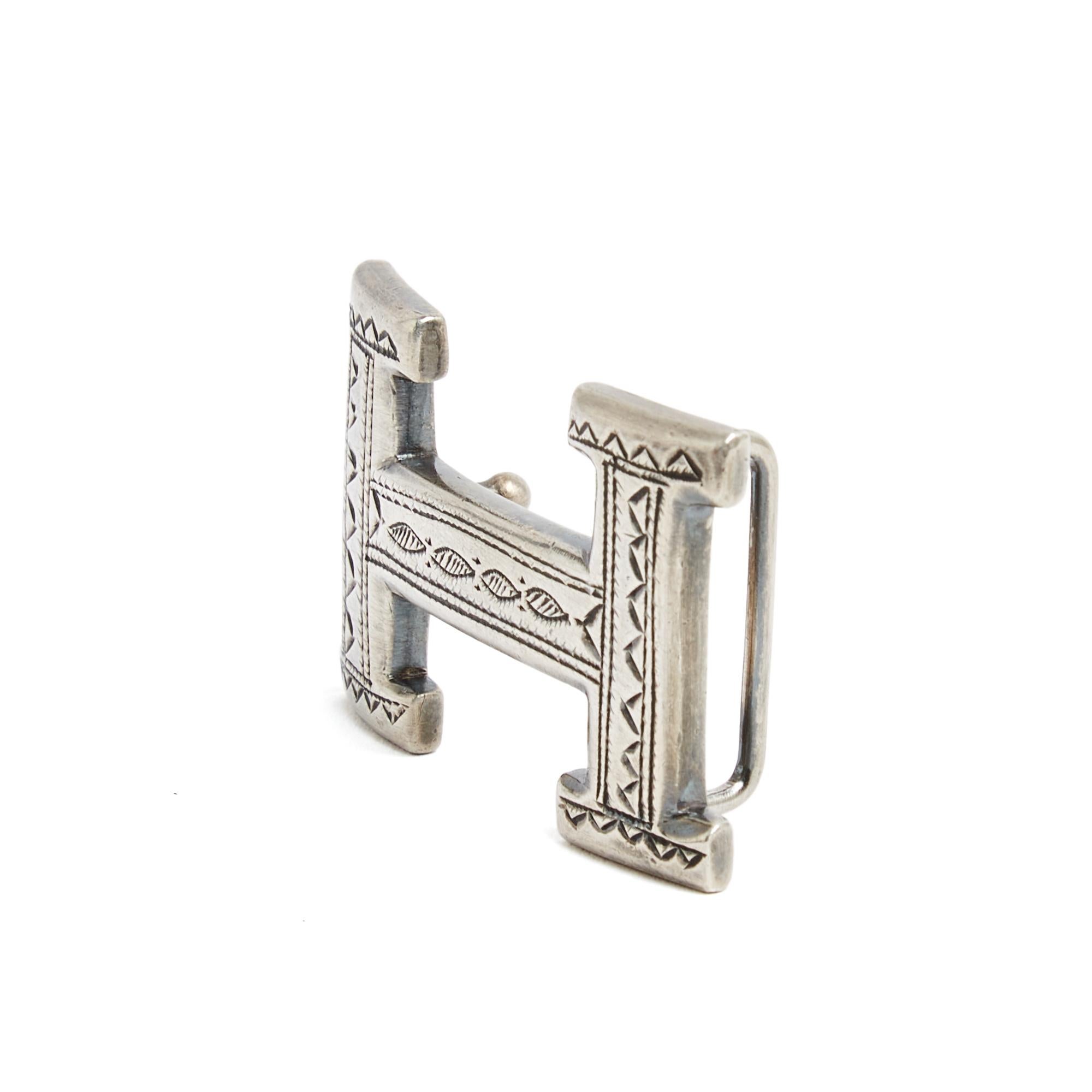 Women's or Men's Hermès Ceinture T75 Constance 24 Unique Silver Tuareg H buckle Belt 30in Hermes For Sale