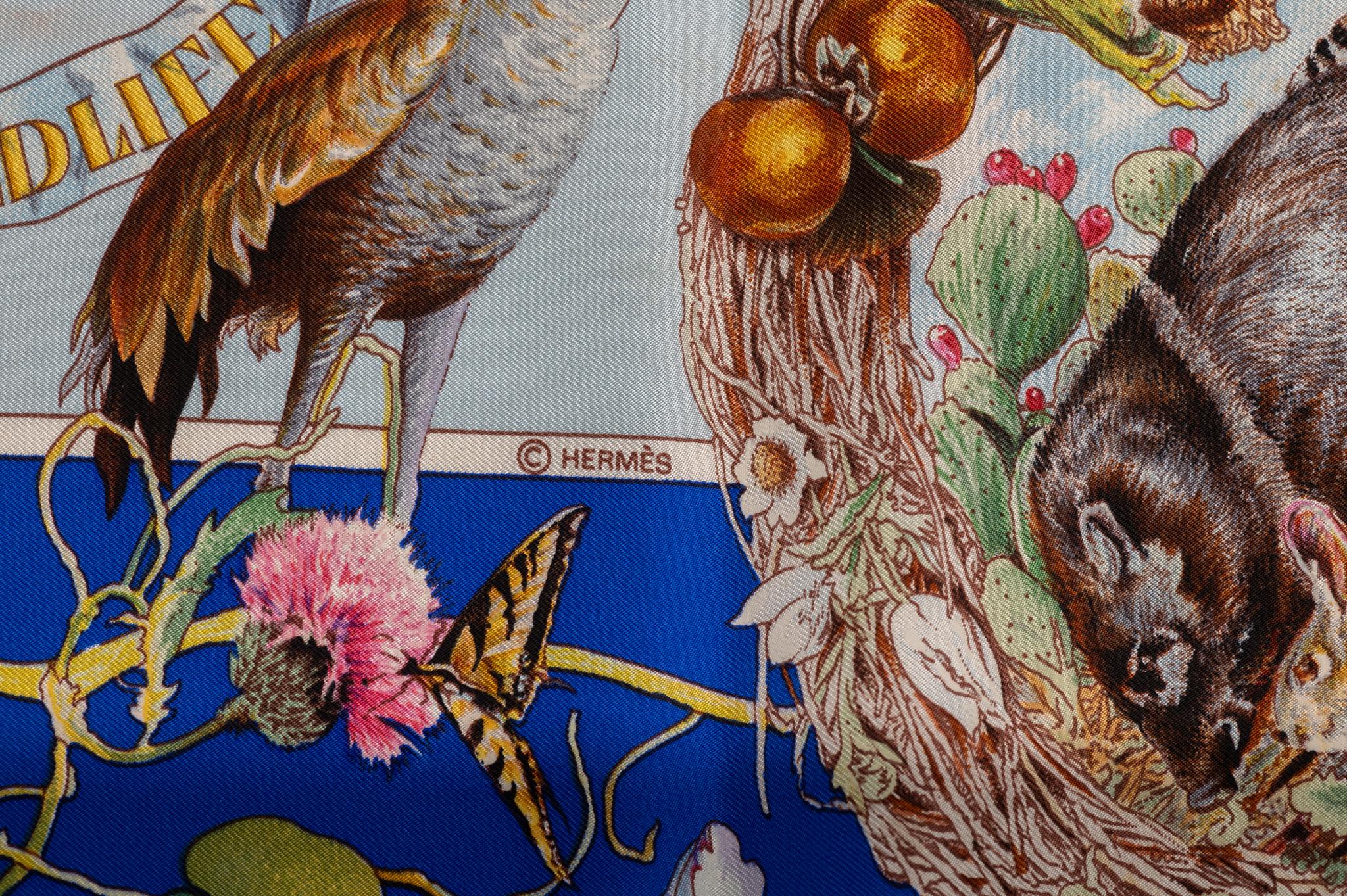 Hermès Celeste Pañuelo De Seda De Texas En Caja en Excelente estado para la venta en West Hollywood, CA