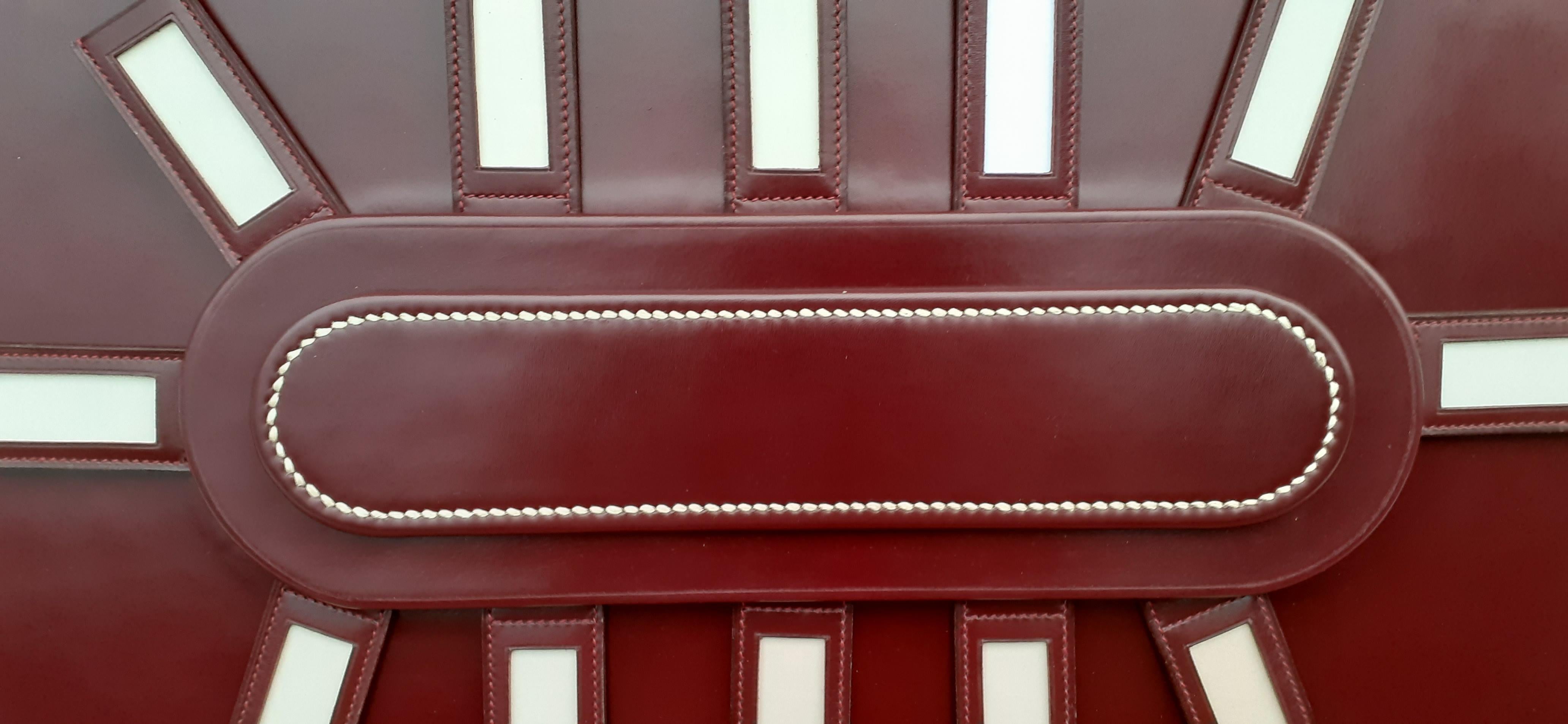 Hermès Centerpiece Seating Plan Table Plan 12 People Rouge H Leather 3