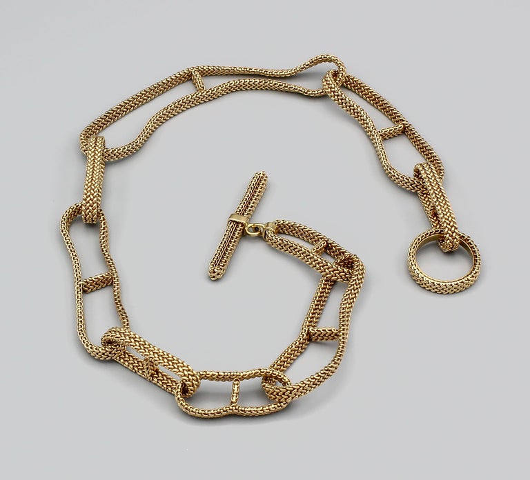 Hermes Chaine D'Ancre 18 Karat Gold Flexible Mesh Toggle Necklace In Excellent Condition In New York, NY