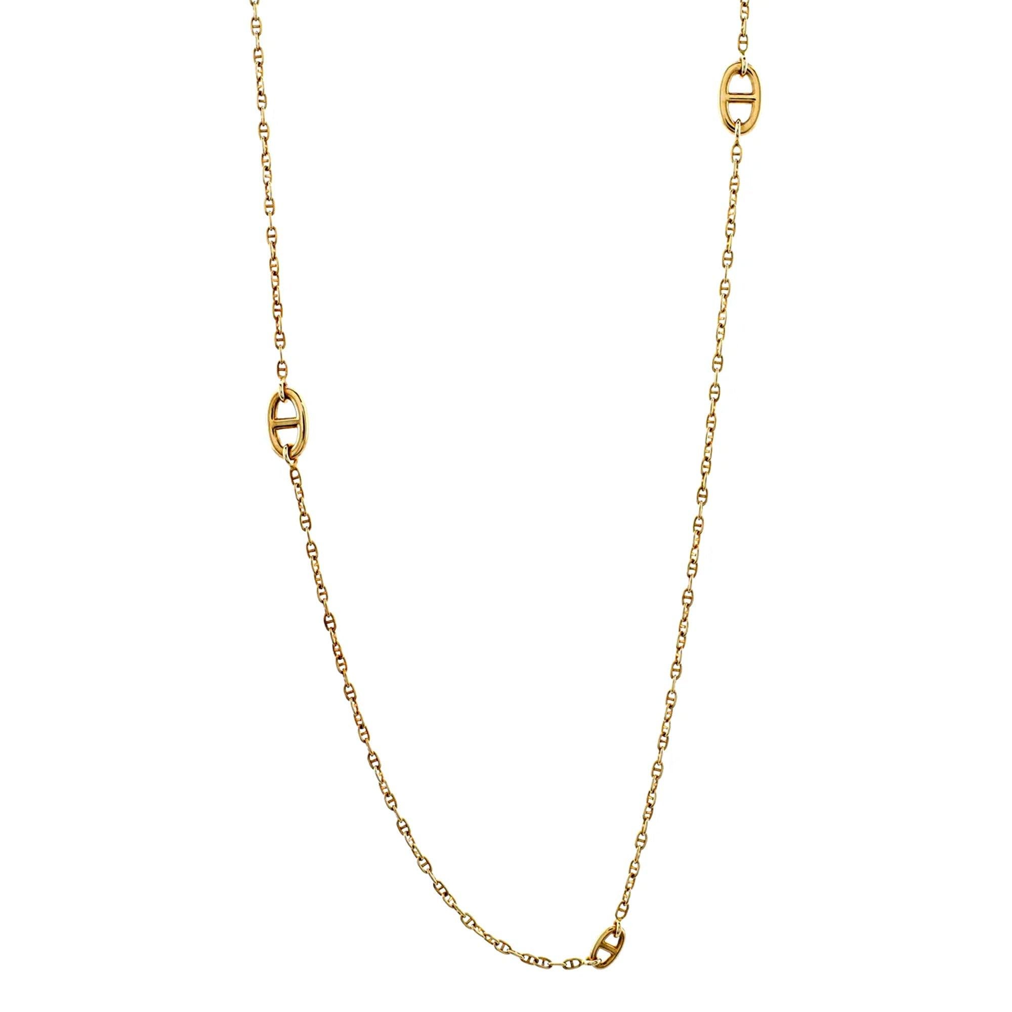 The Hermès Chaîne d'Ancre Yellow Gold Sautoir Necklace is a 31.5