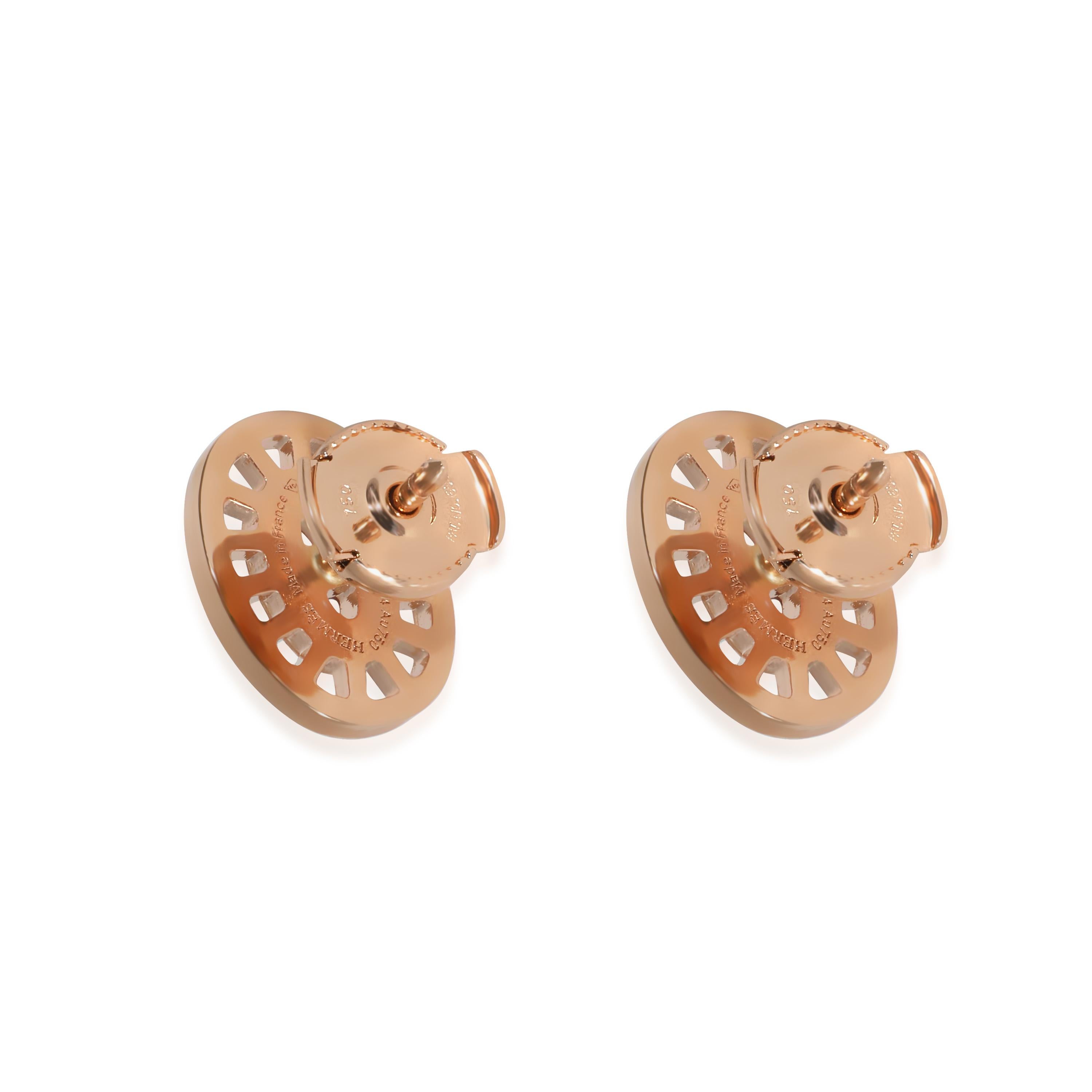 Hermès Chaine d'ancre Earrings in 18k Rose Gold 0.13 CTW

PRIMARY DETAILS
SKU: 135814
Listing Title: Hermès Chaine d'ancre Earrings in 18k Rose Gold 0.13 CTW
Condition Description: Retails for 4925 USD. In excellent condition. 13 mm in length. Comes