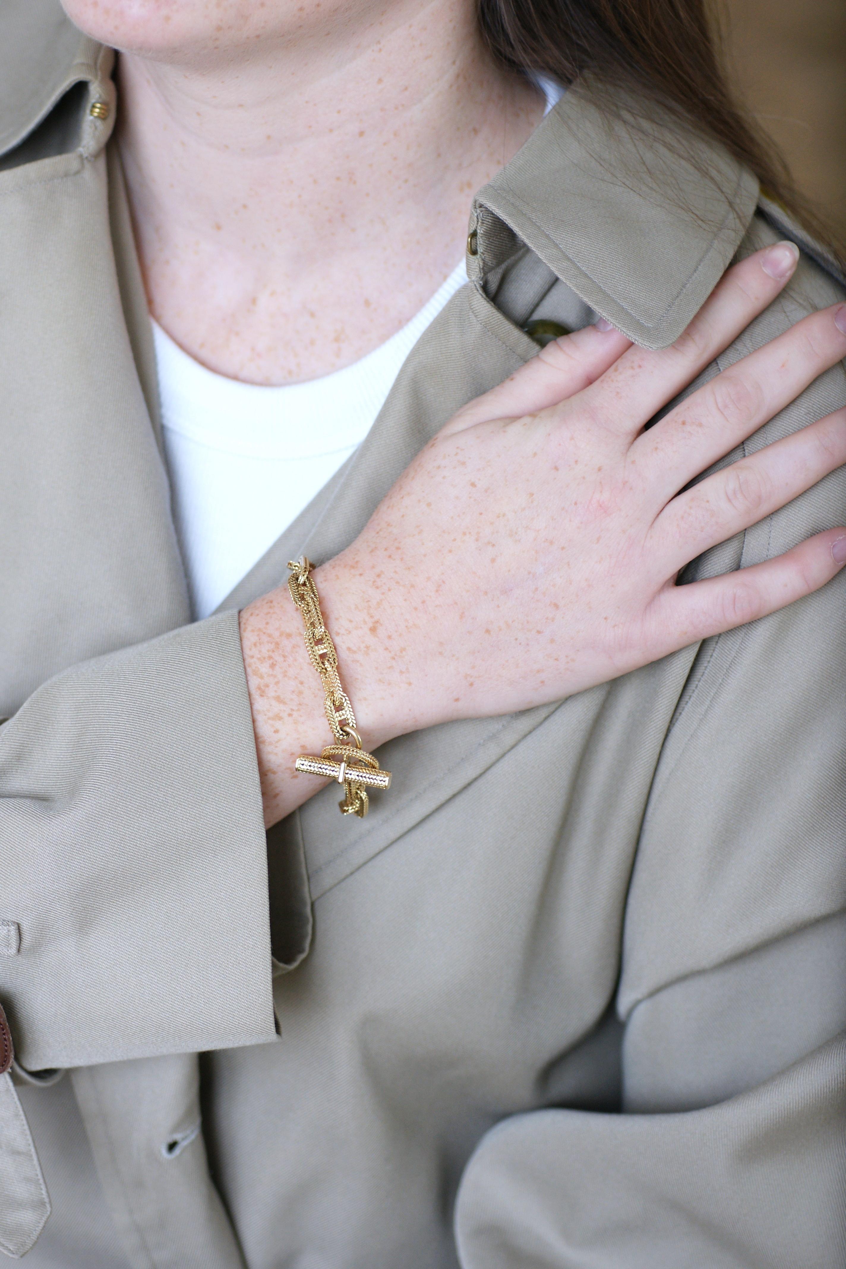 Women's Hermès Chaîne d'Ancre Gold Bracelet By Georges Lenfant For Sale