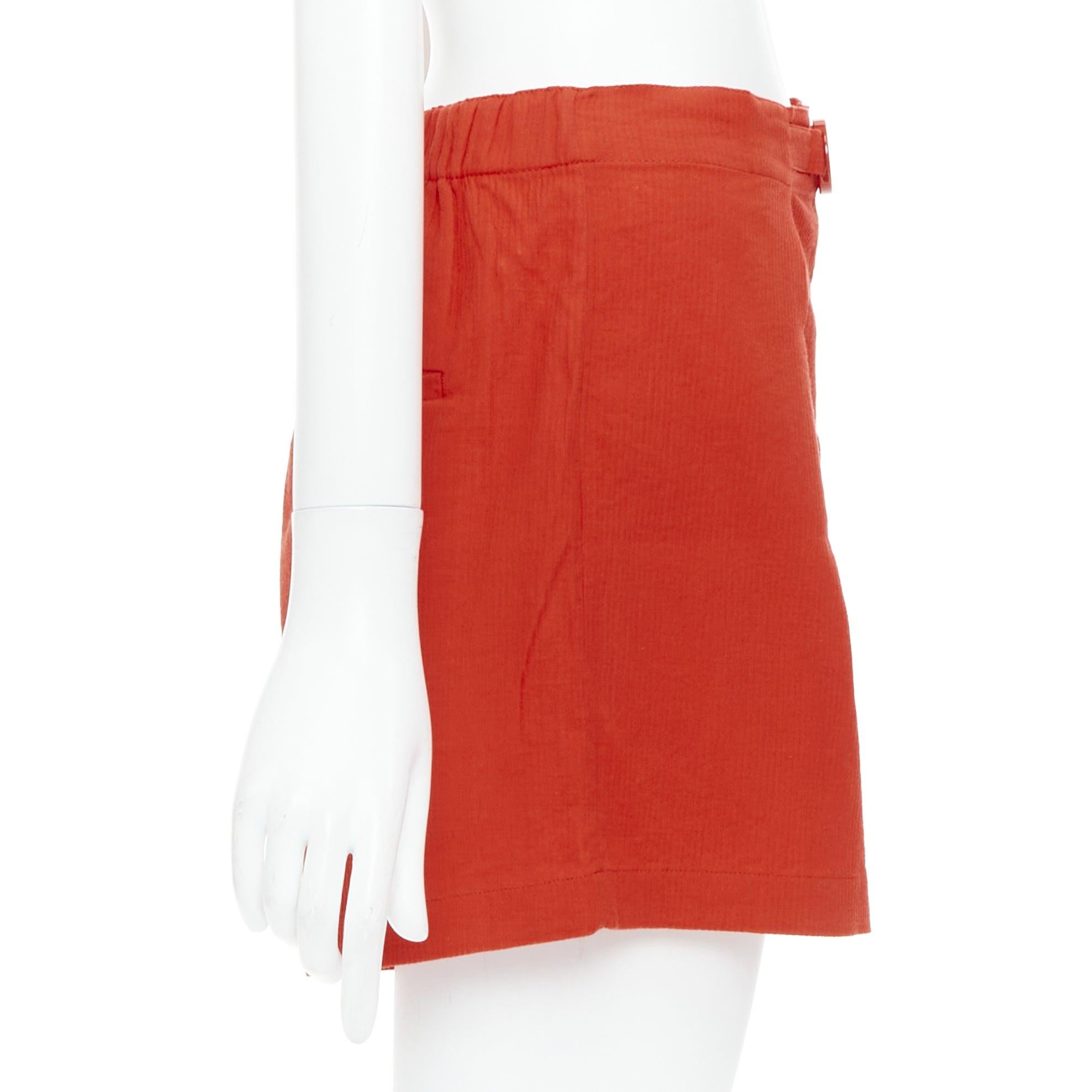 HERMES Chaine D'Ancre red cotton blend buckle pleated shorts FR36 S In Excellent Condition For Sale In Hong Kong, NT