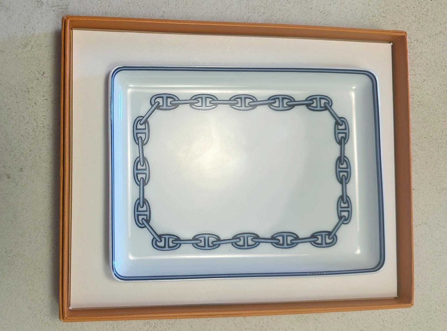 Porcelain Hermes 