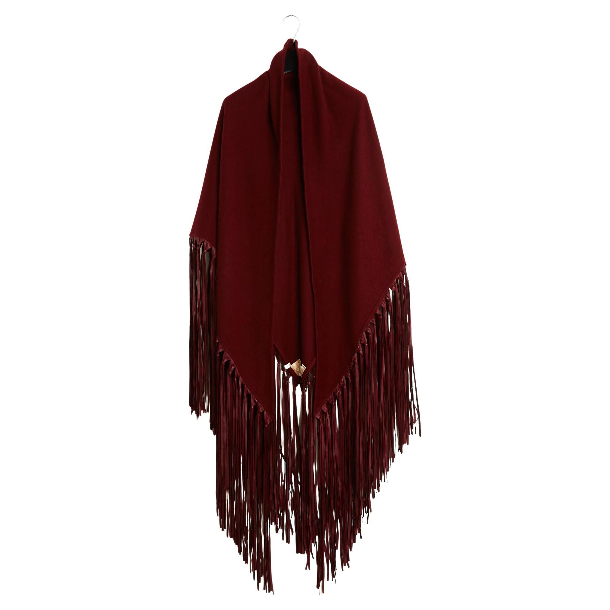 Hermès Chale Triangle a franges anni '90 Scialle con frange in cashmere e pelle Hermès