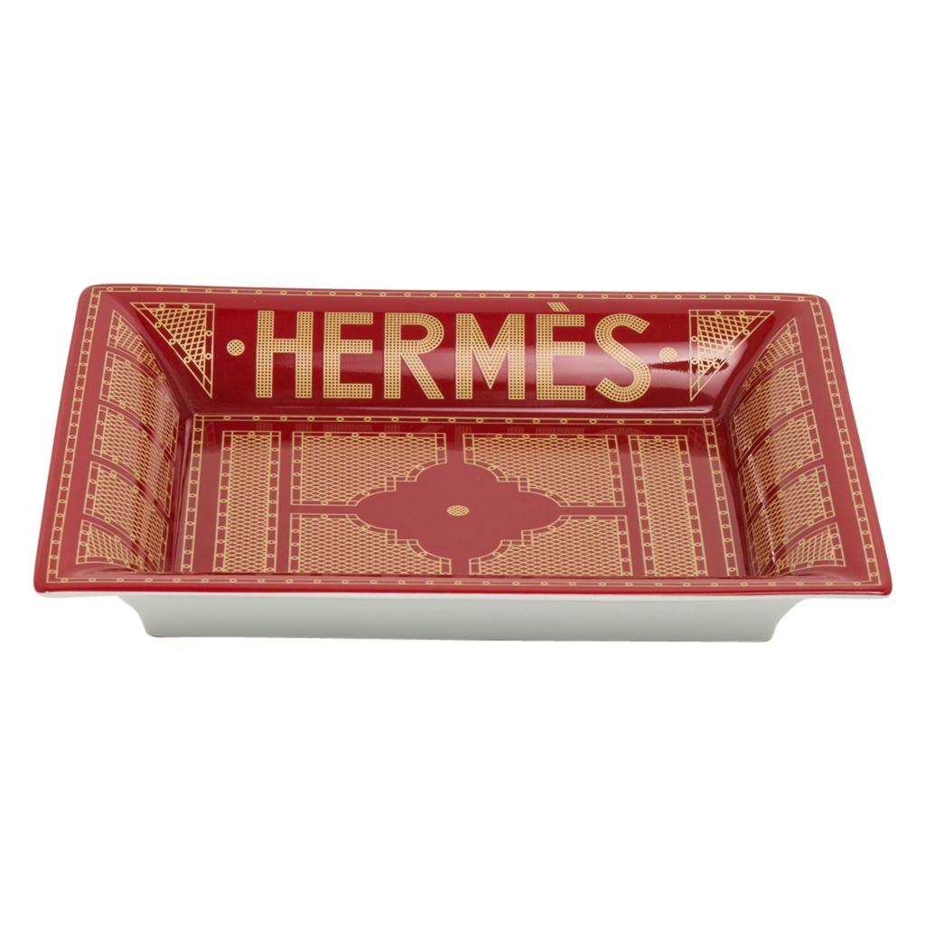 Hermes Change Tray Hermes Sellier Rouge / Or Limoges Porcelain New w/ Box In New Condition In Miami, FL