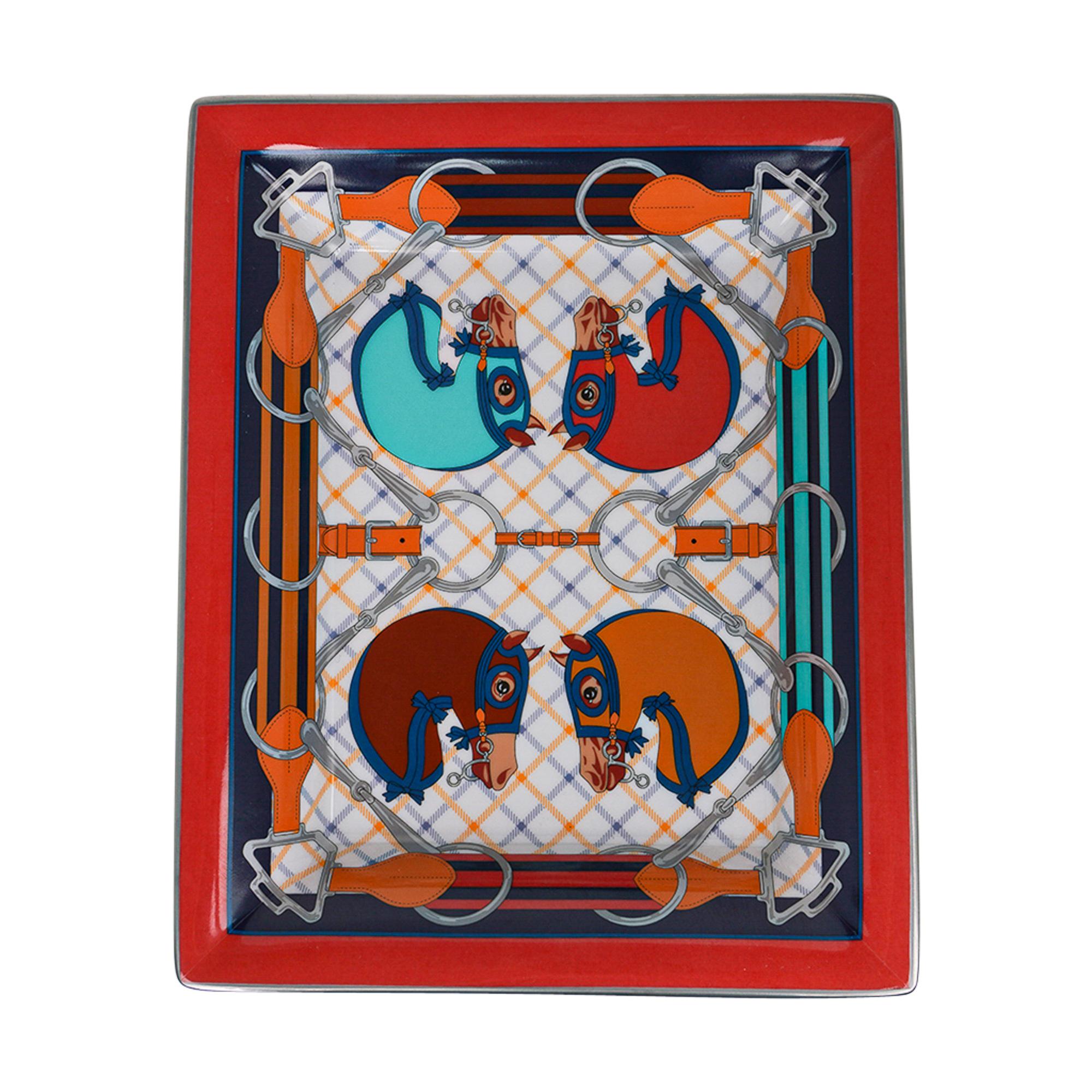 Hermes Wechselgeld Tablett Tatersale Mehrfarbig Porzellan Handbemalt Trim Neu w / Box im Zustand „Neu“ im Angebot in Miami, FL