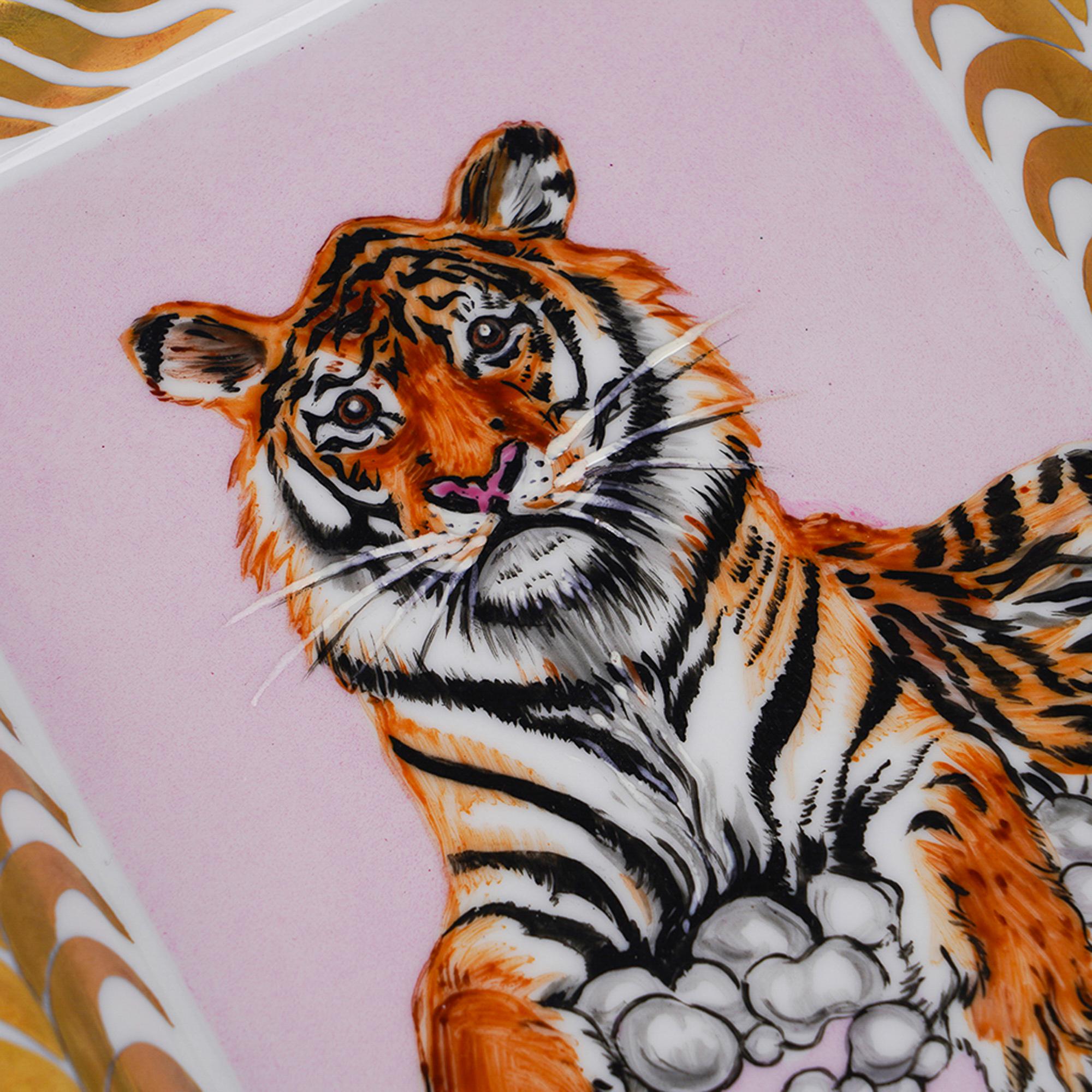 Hermes Wechselgeld Tablett Tigre Royal Or / Rose Hand gemalt Neu mit Box im Zustand „Neu“ im Angebot in Miami, FL