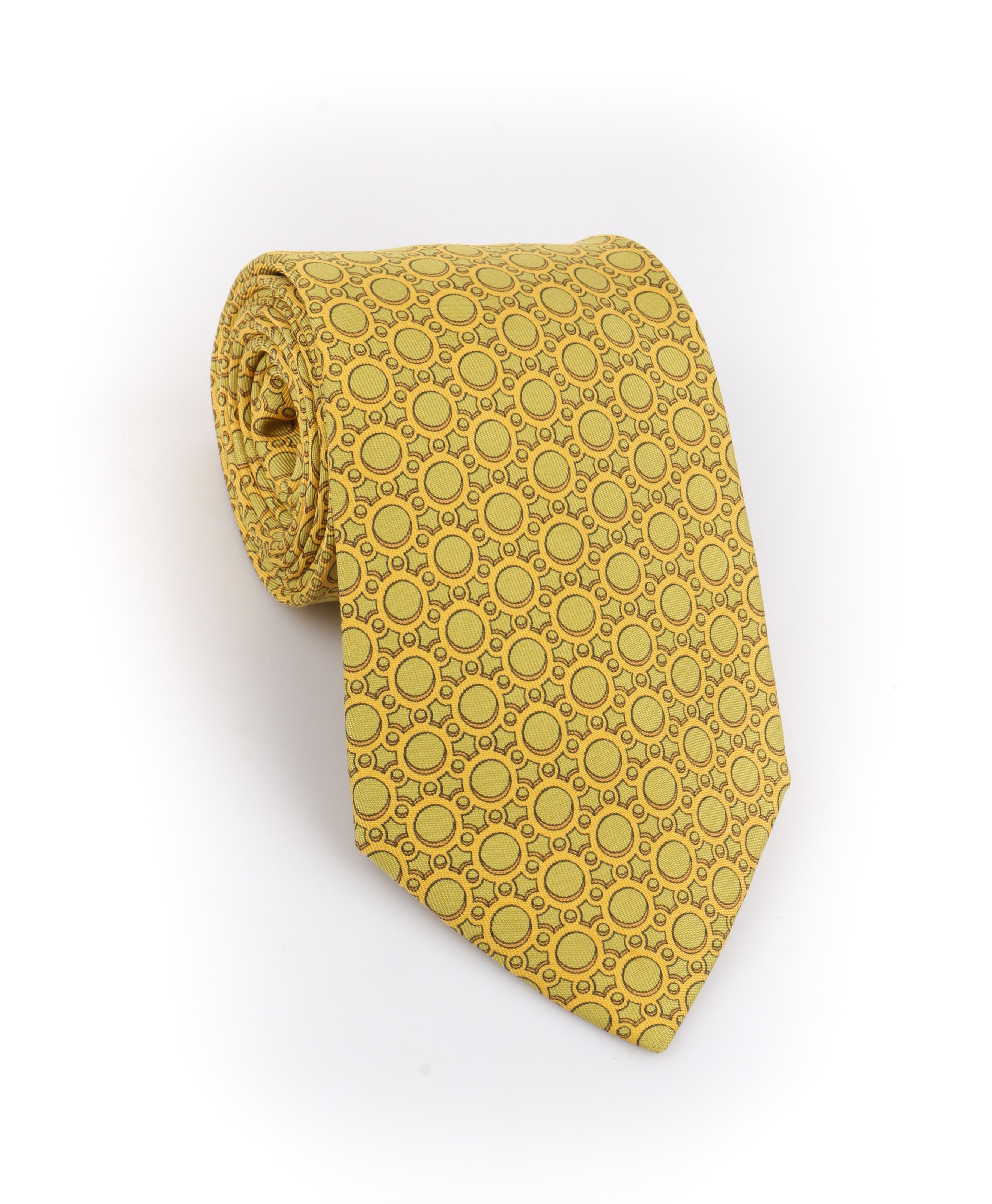 DESCRIPTION: HERMES Chartreuse Green & Yellow Geometric Print 5 Fold Silk Necktie Tie 7774 FA
 
Brand / Manufacturer: Hermes
Style: 5 fold necktie
Color(s): Shades of chartreuse green and yellow
Lined: Yes
Marked Fabric Content: 100% Silk
Additional