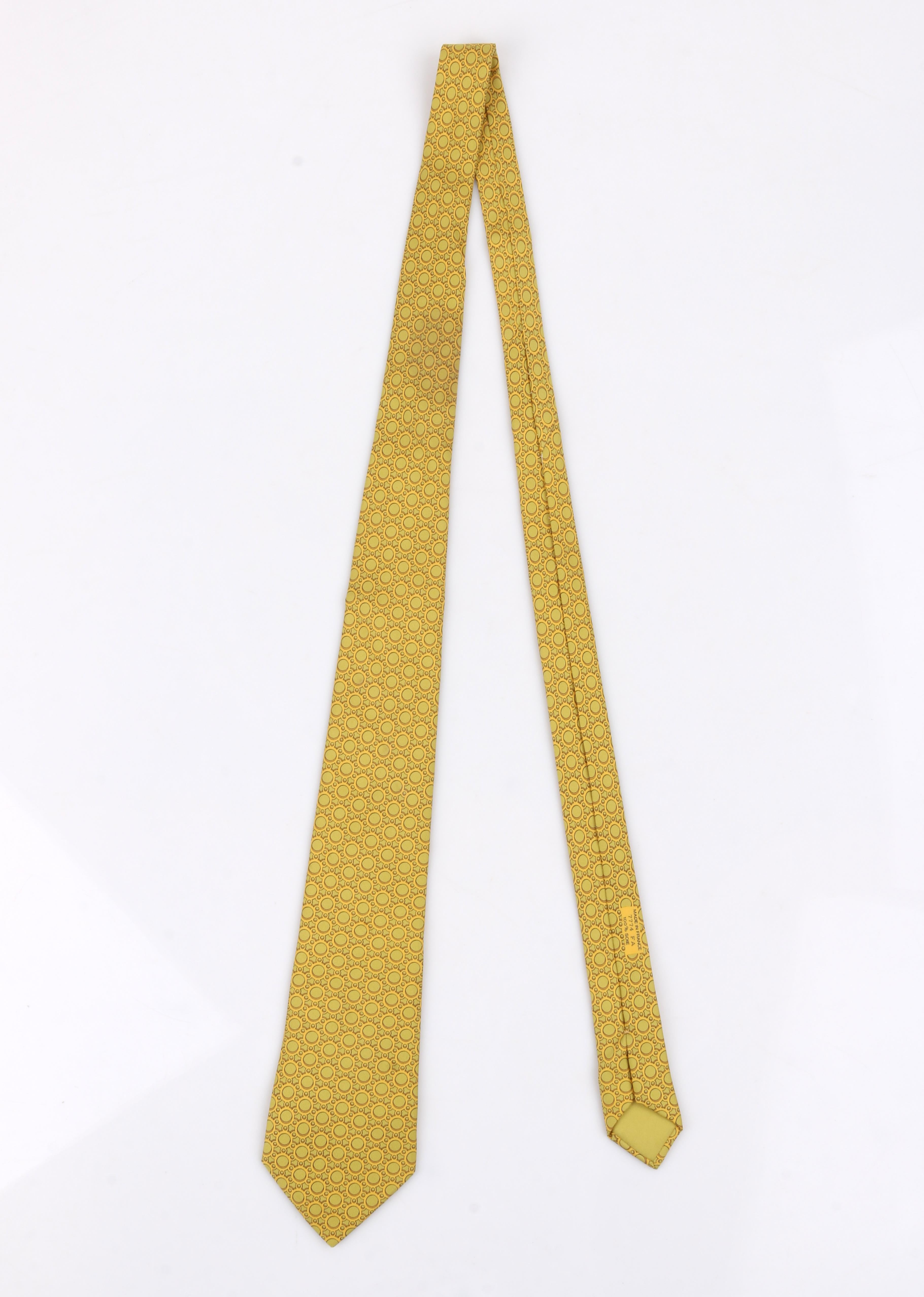 Orange HERMÈS Cravate plissée en soie à imprimé géométrique vert chartreuse et jaune avec 5 plis 7774 FA