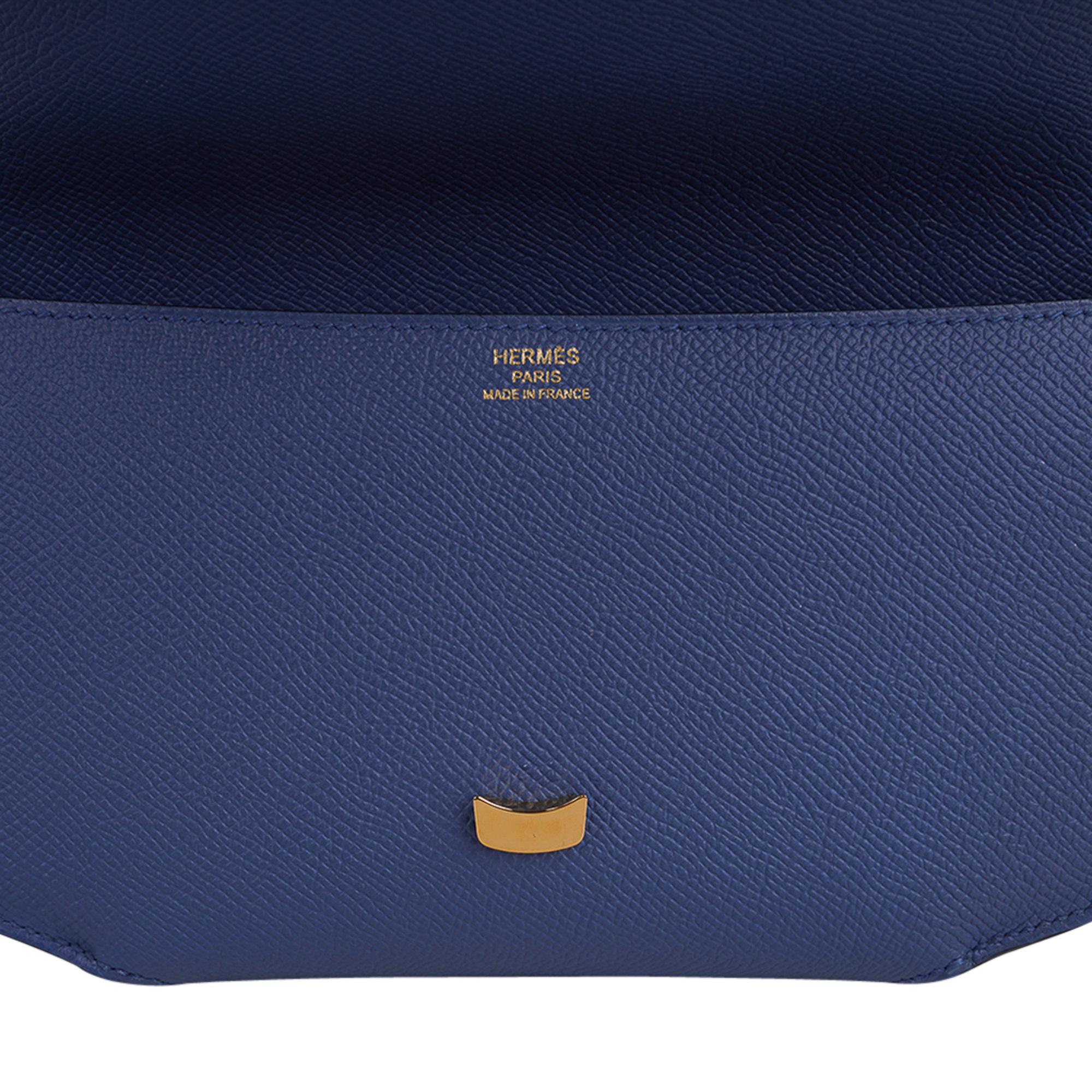Women's Hermes Cherche Midi 22 Blue Agate Gold Hardware Epsom Leather Clutch Bag For Sale
