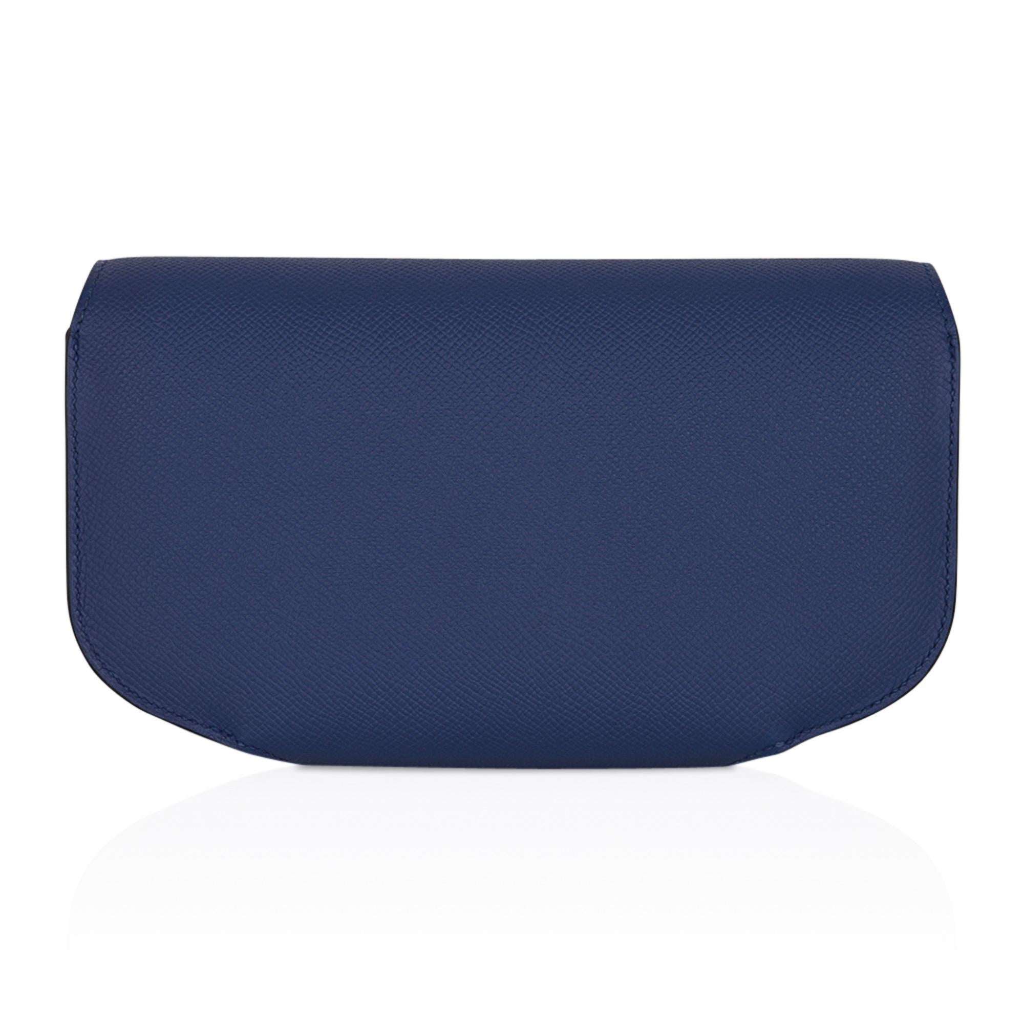 Hermes Cherche Midi 22 Blue Agate Gold Hardware Epsom Leather Clutch Bag For Sale 1