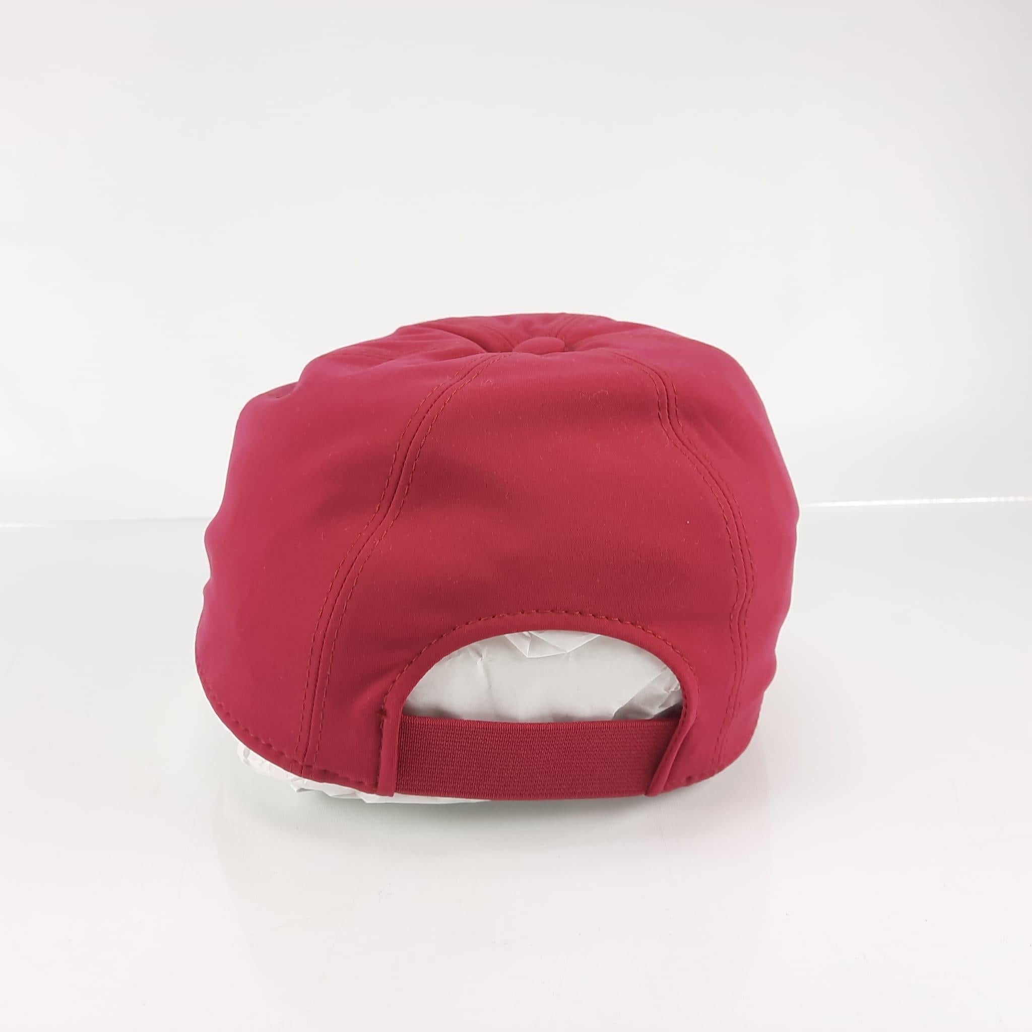 Casquette Hermes Cherry Rose Serena Taille M Neuf à Nicosia, CY