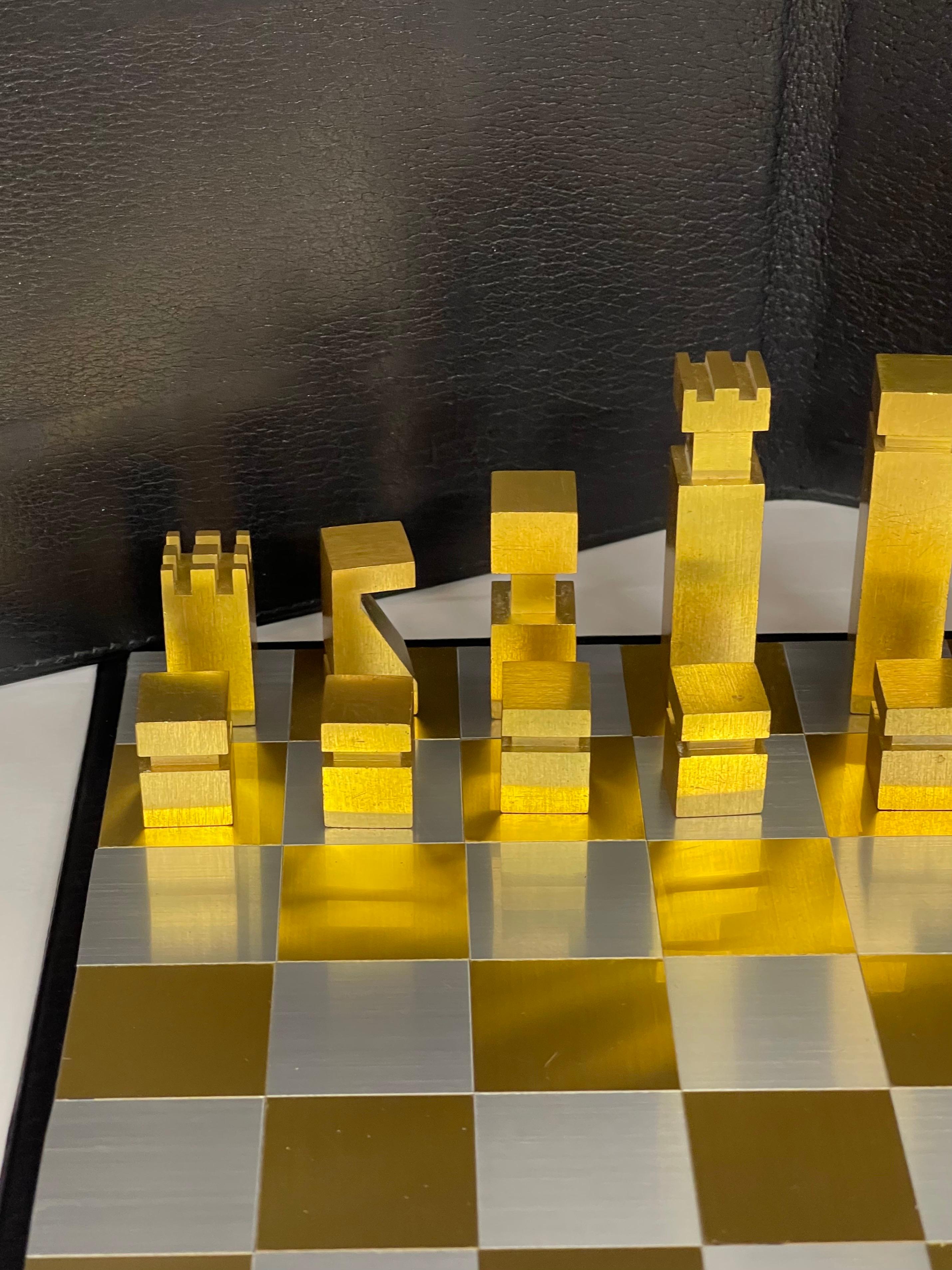 Hermes Chess Set, 1985 In Good Condition For Sale In Palm Springs, CA