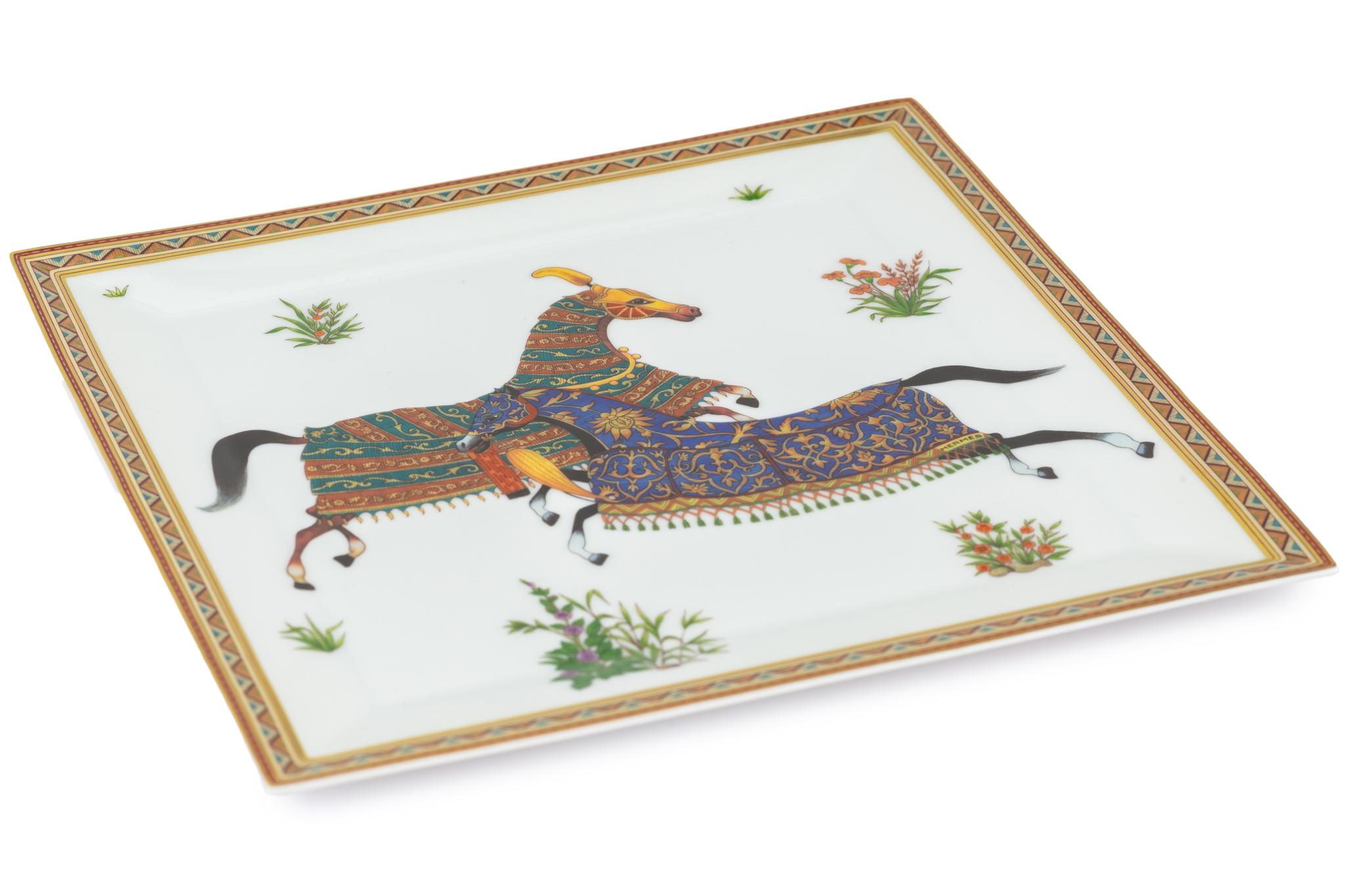 Orange Hermès Cheval d'Orient Plat carré