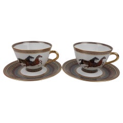 Hermes Cheval d'Orient Tasse à thé et soucoupe en porcelaine Set of Two 23cl