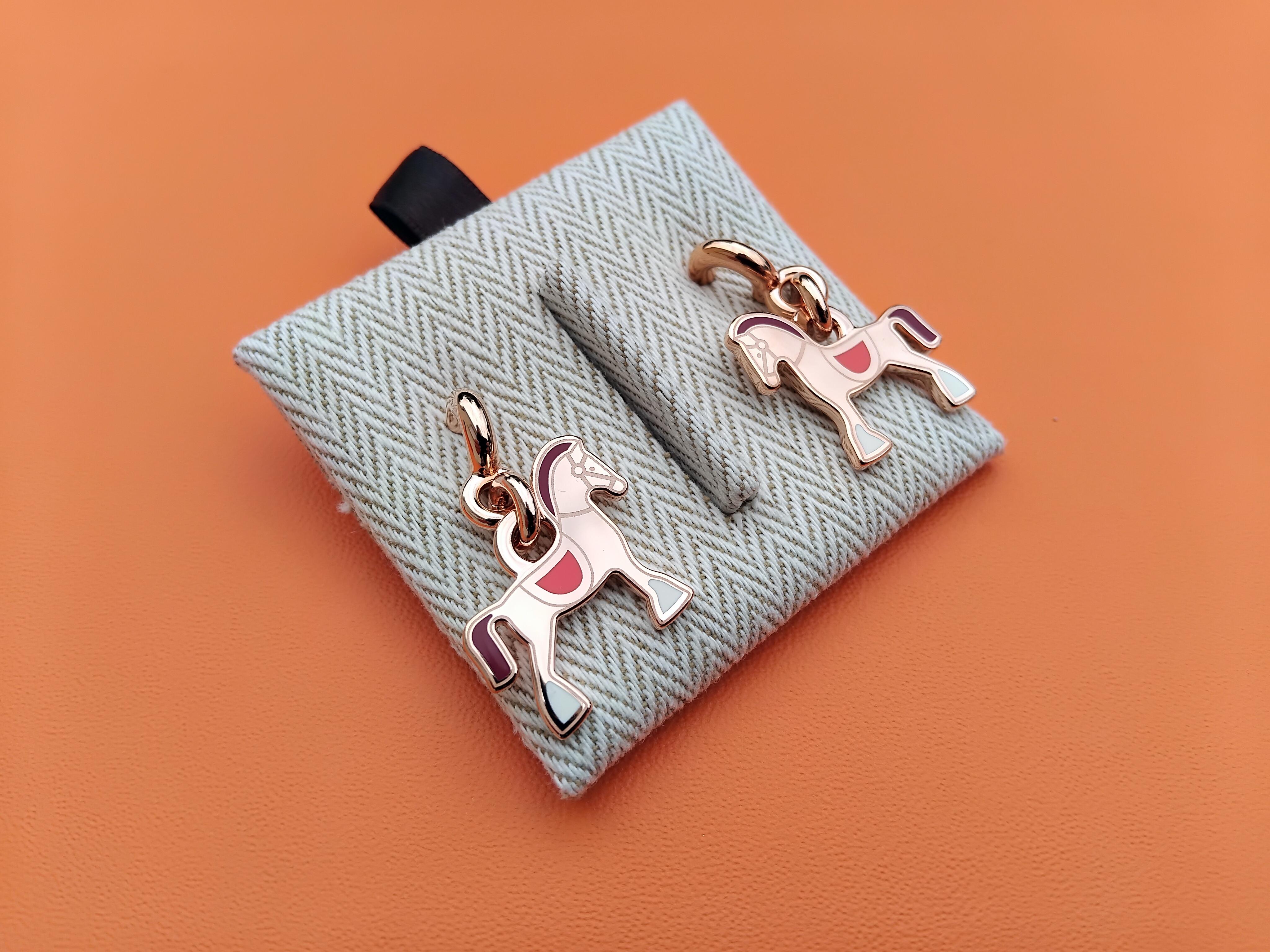 Women's Hermès Cheval Horse Shaped Earrings Rose Gold Faubourg Texas For Sale
