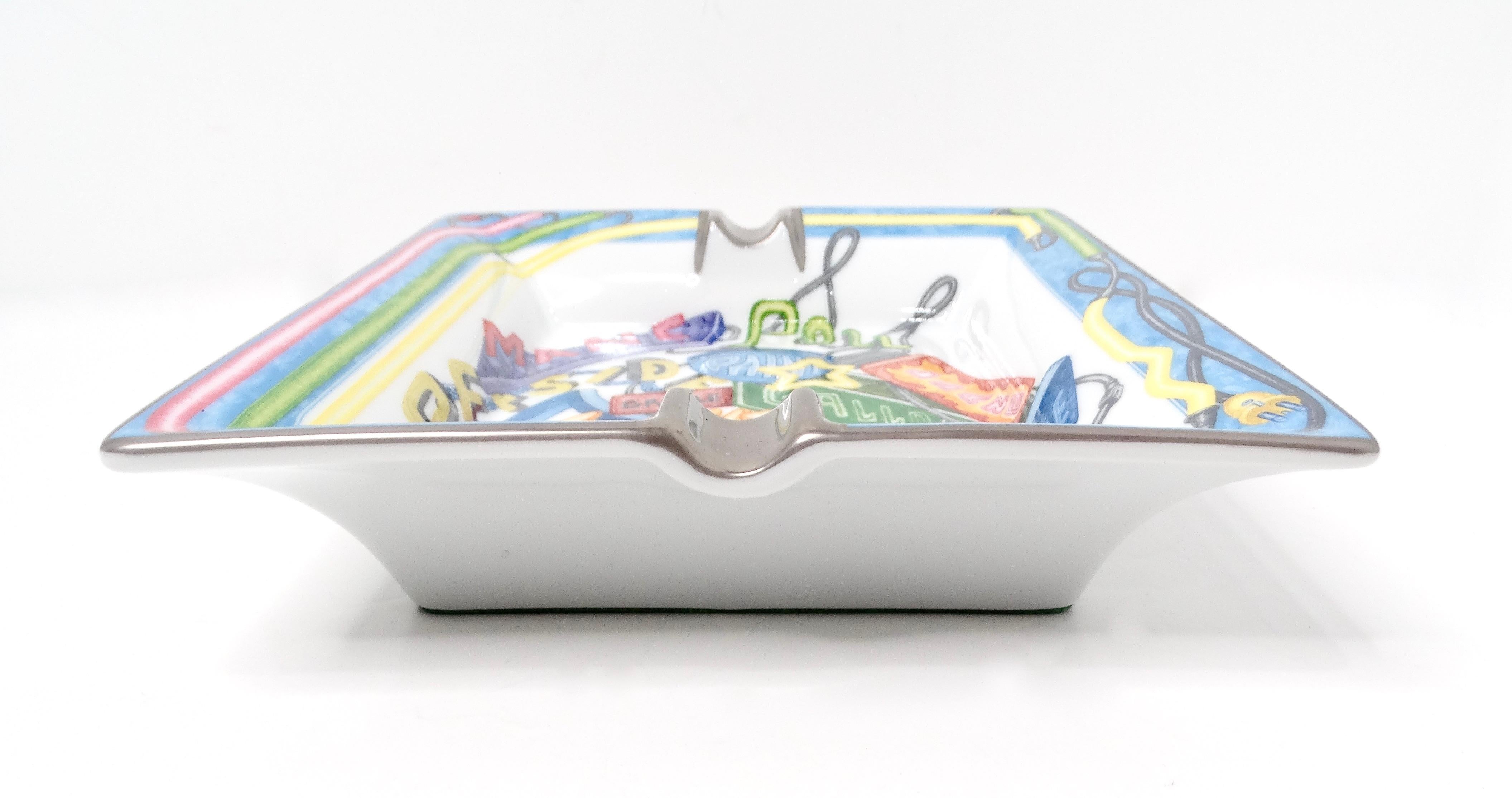 Hermes Chevaloscope Neon Porcelain Ashtray Unisexe en vente
