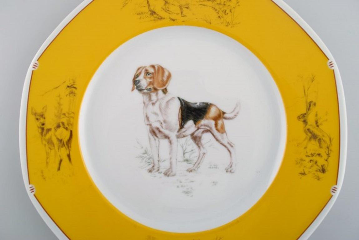 Hermès Chiens Courants & Chiens D'Arret porcelain plate. Beagle. Late 20th century.
Diameter: 26 cm.
In excellent condition.
Stamped.