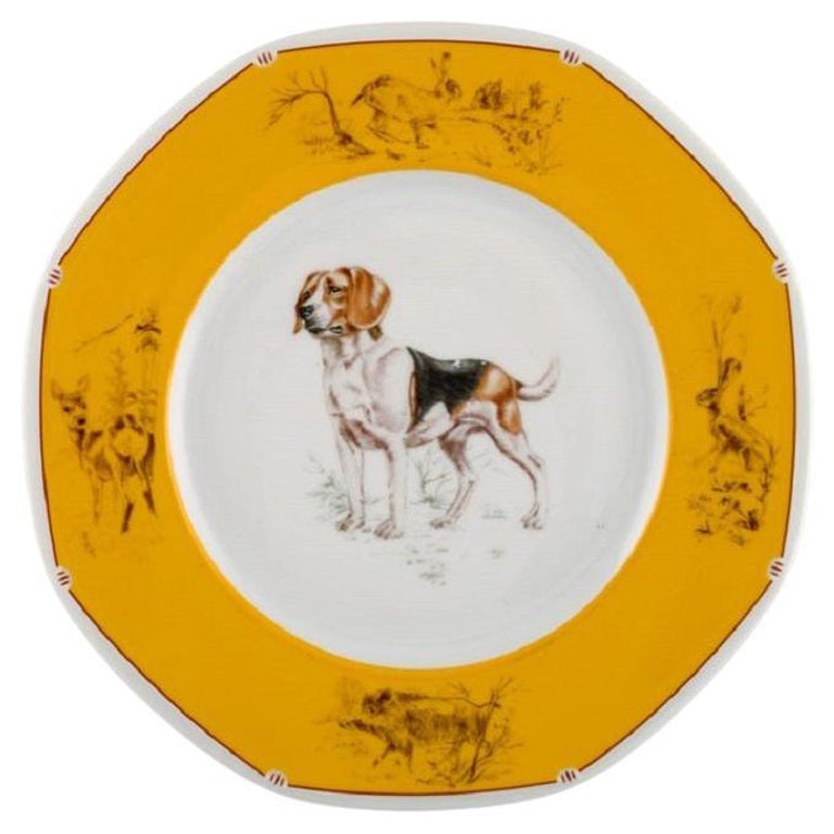 Hermes Chiens Courants 
Chiens D
Arret Porcelain Plate, Late 20th C
