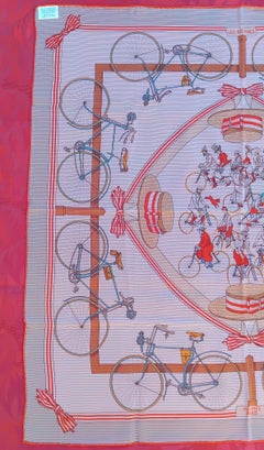 Hermès Chiffon Silk Scarf Mousseline Les Bécanes Grenadine Grygkar 70 cm