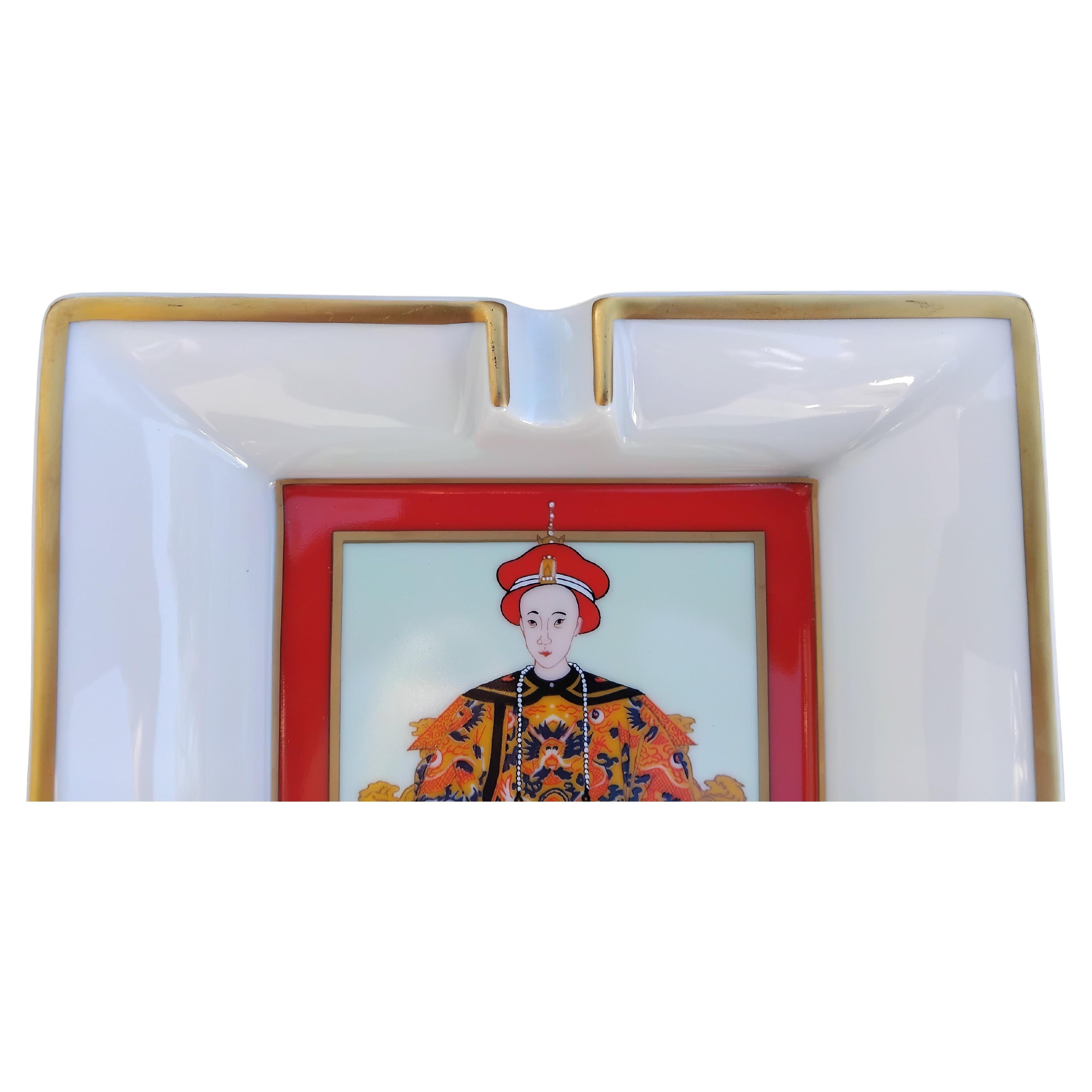 Hermès Chinese Emperor Ashtray Change Tray Porcelain Gold 5