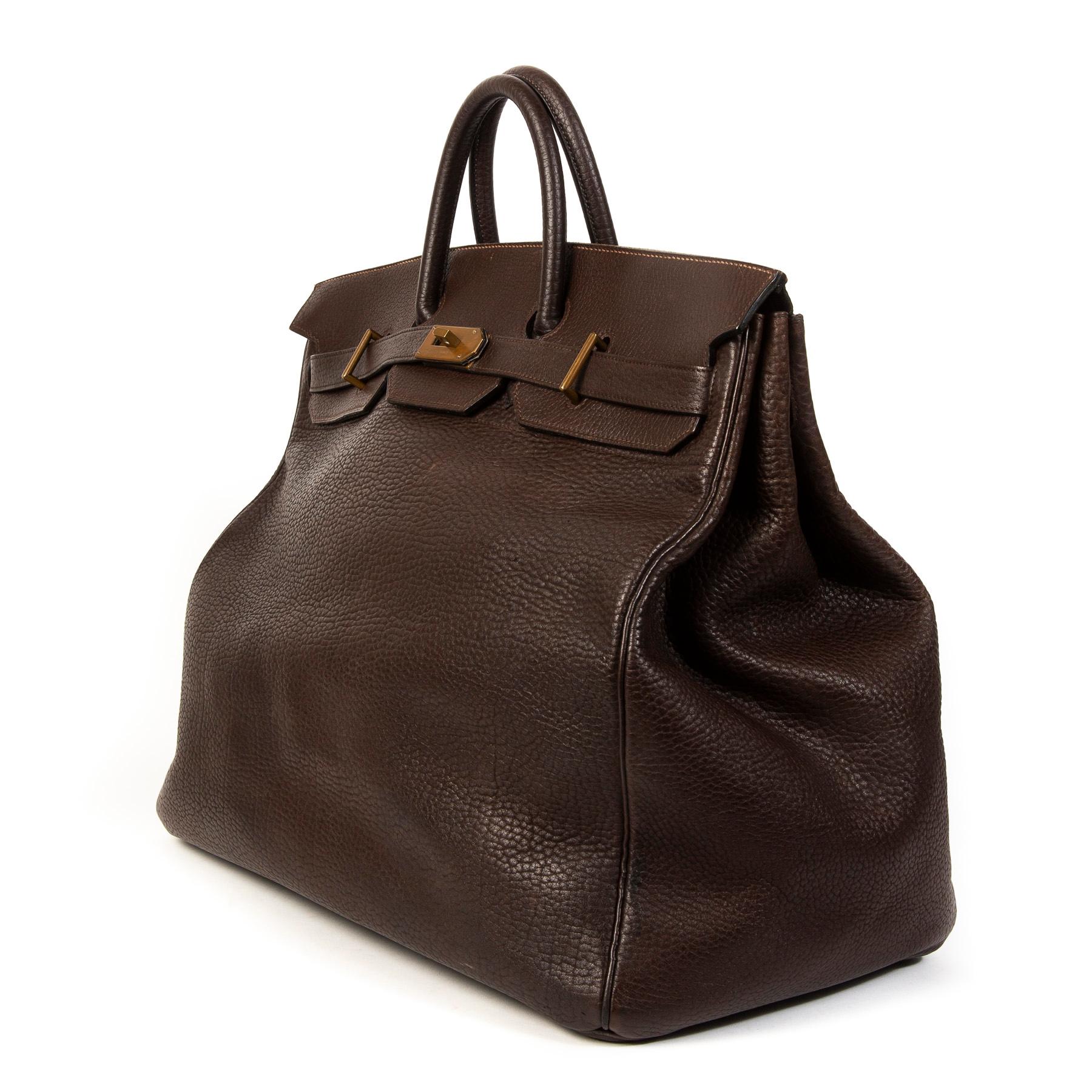 Hermès Chocolat Veau Fjord HAC 50

No other travel bag in the world is as exquisite as this handcrafted Hermès Birkin HAC bag. The smooth veau fjod leather, which is made from calf. The texture of the leather is very soft to the touch, offering an