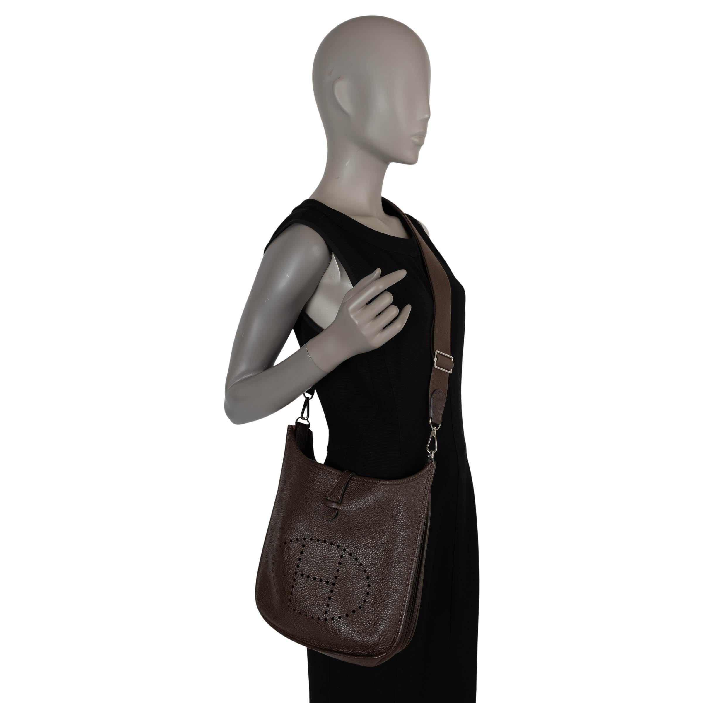 HERMES Chocolate brown Clemence leather EVELYNE lll 29 Crossbody Bag Phw 4