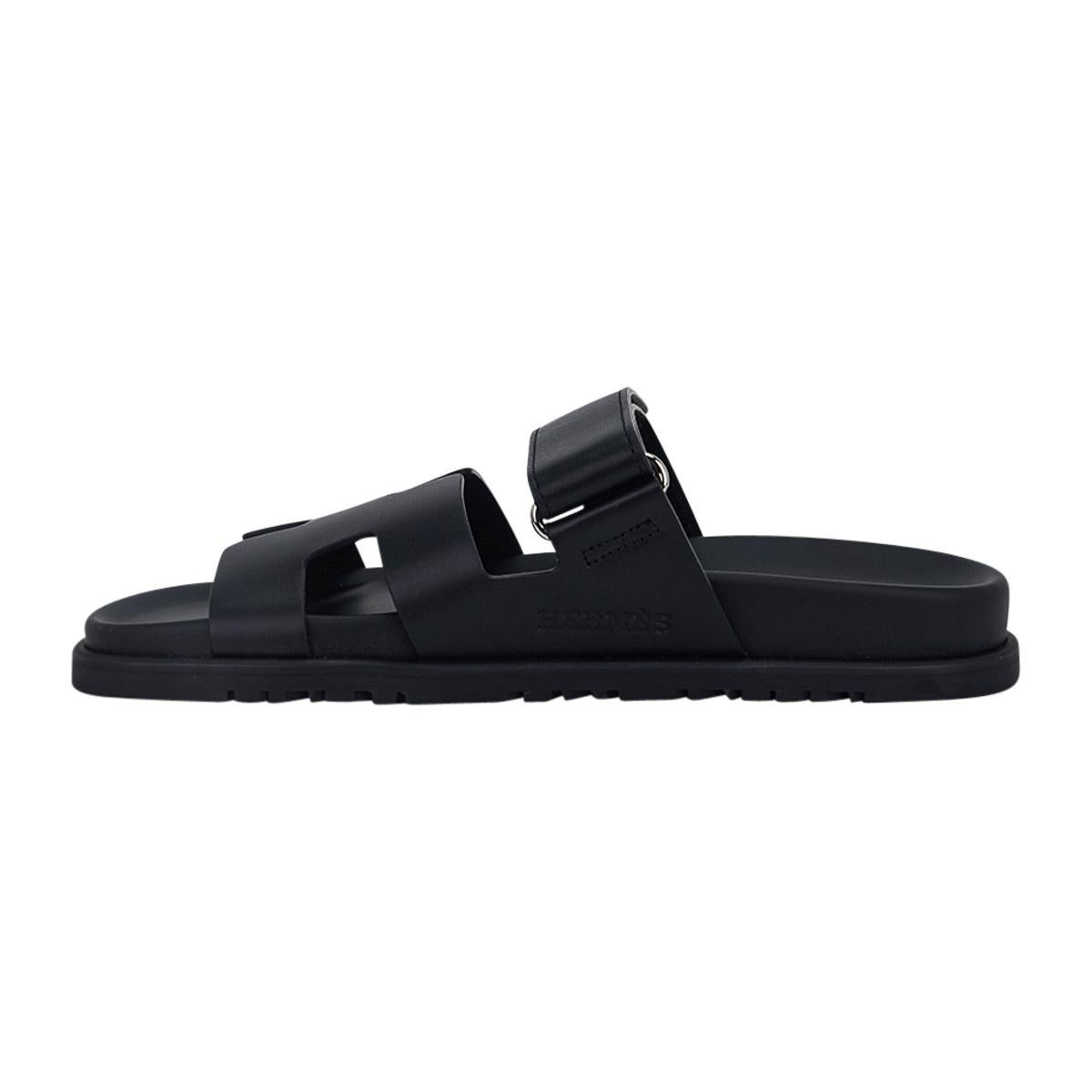 Hermes Chypre Black Calfskin Sandal 40.5 / 10.5 In New Condition In Miami, FL