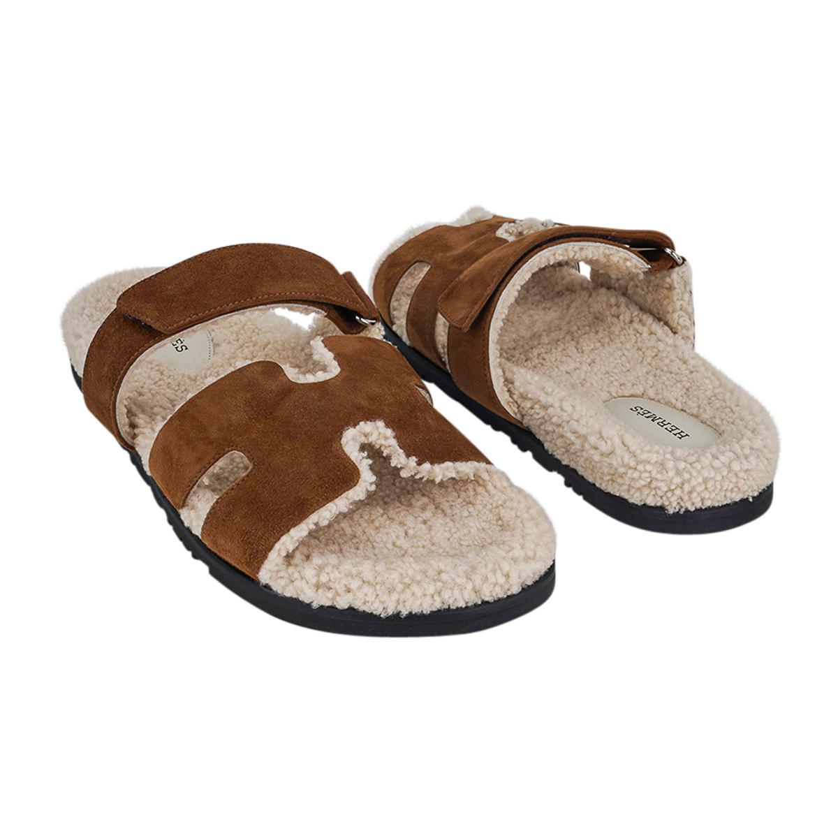 Hermes Chypre Brun Fume Woolskin / Shearling Men's Sandal 43 In New Condition For Sale In Miami, FL