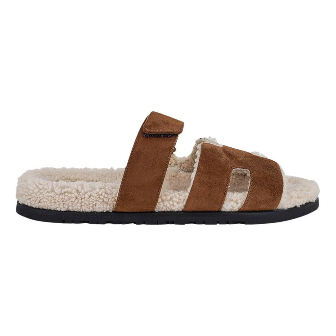 Hermès - Sandales Chypre Brun Fume en laine/soie de mouton pour hommes 44 en vente